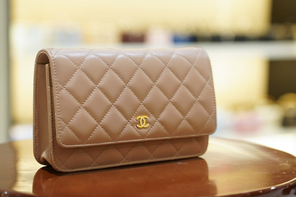 Chanel | Wallet on Chain – Lambskin – Beige – Gold Hardware