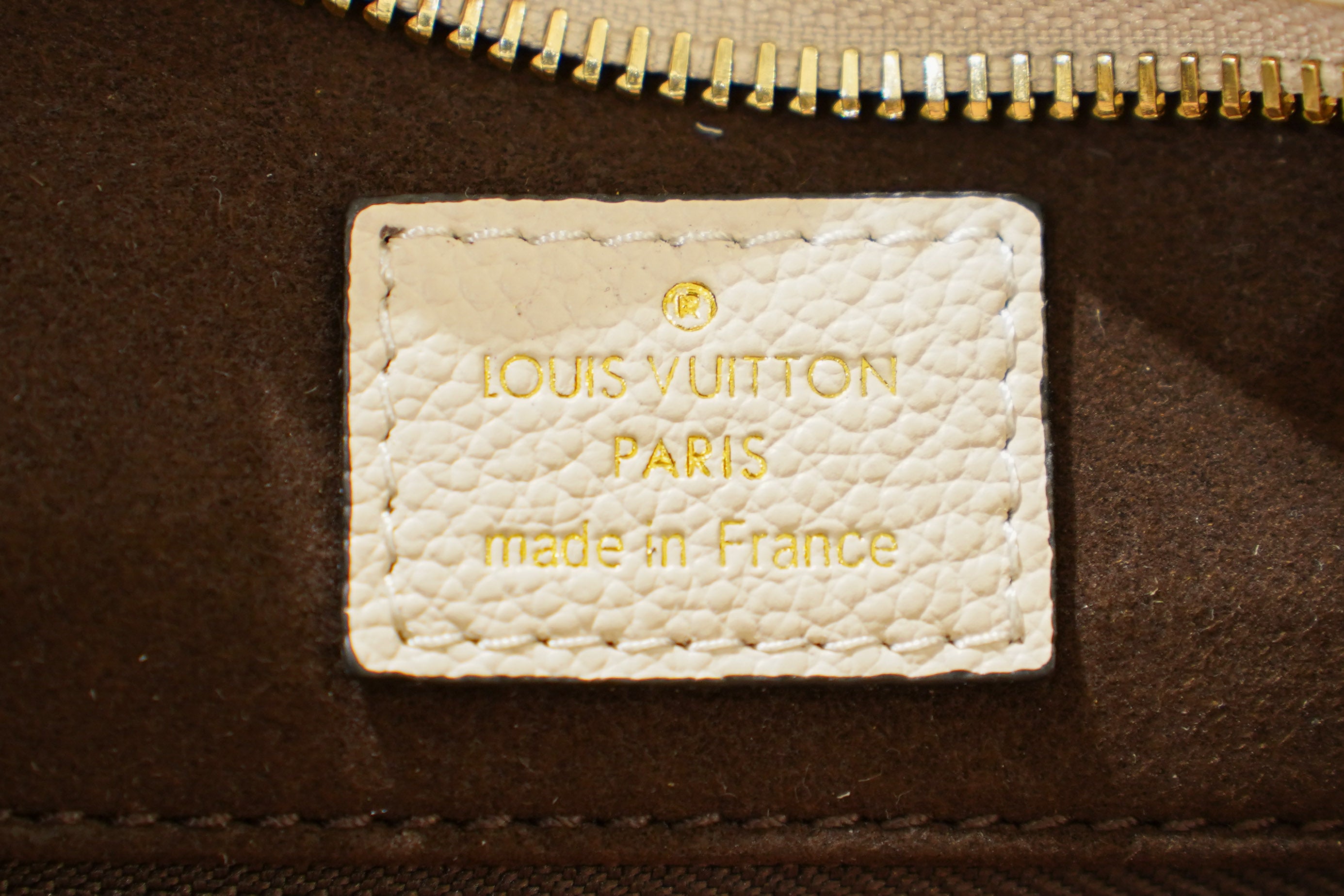 Louis Vuitton | Hobo Bag – Leather – Cream – Gold Hardware