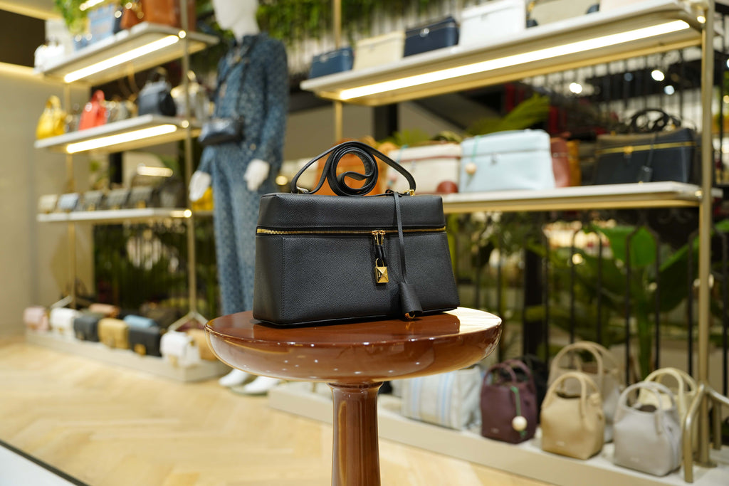 Loro Piana | Extra Bag L27 – Leather – Black – Gold Hardware