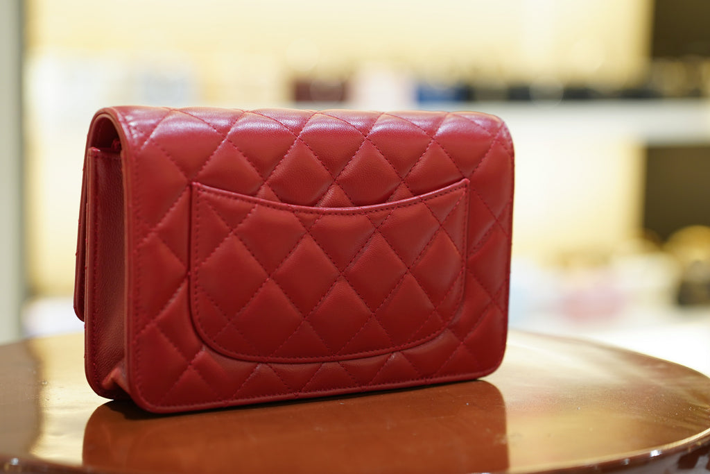 Chanel | Wallet on Chain – Lambskin – Red – Silver Hardware