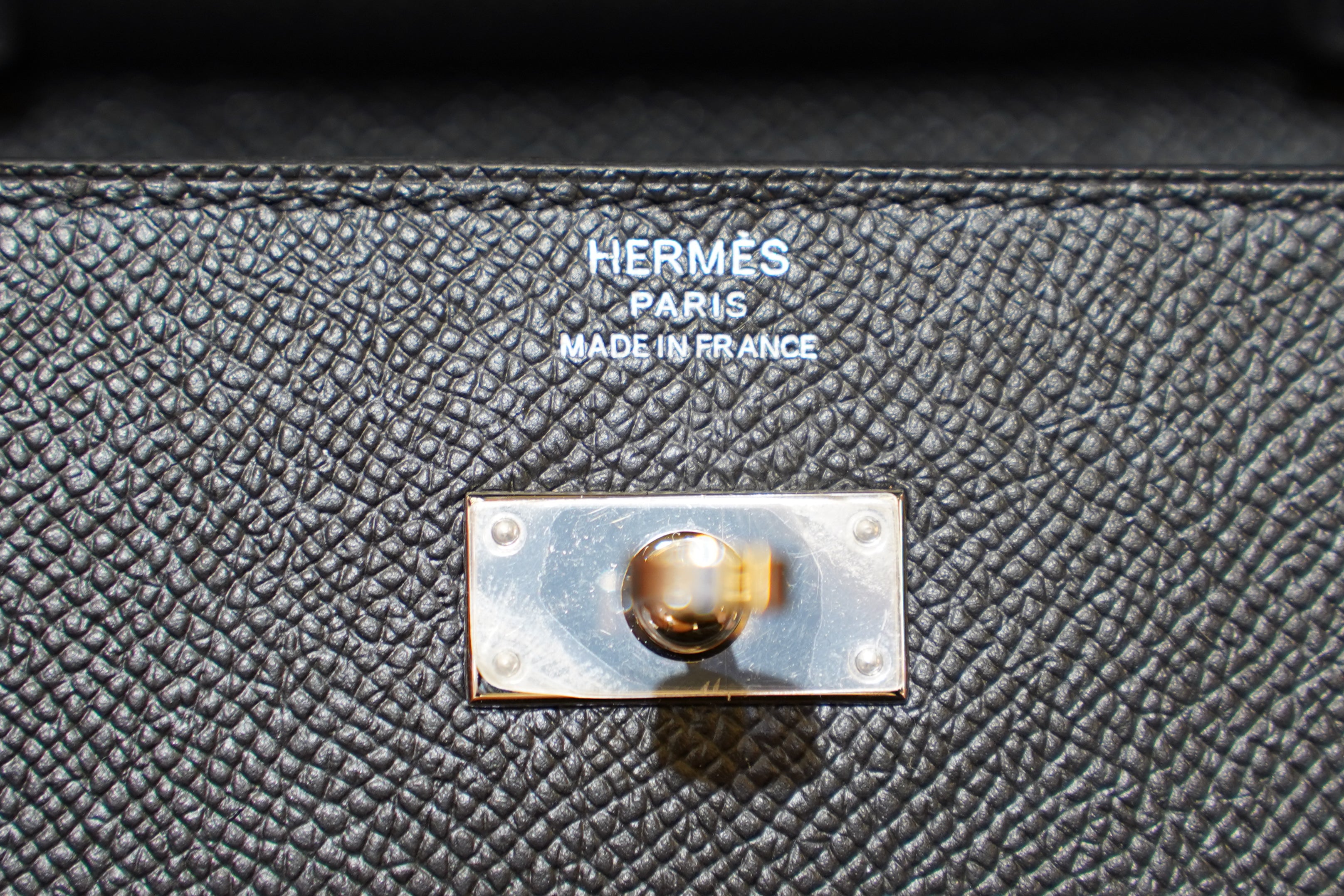 Hermes | Kelly – 28 – Epsom – Black – Silver Hardware