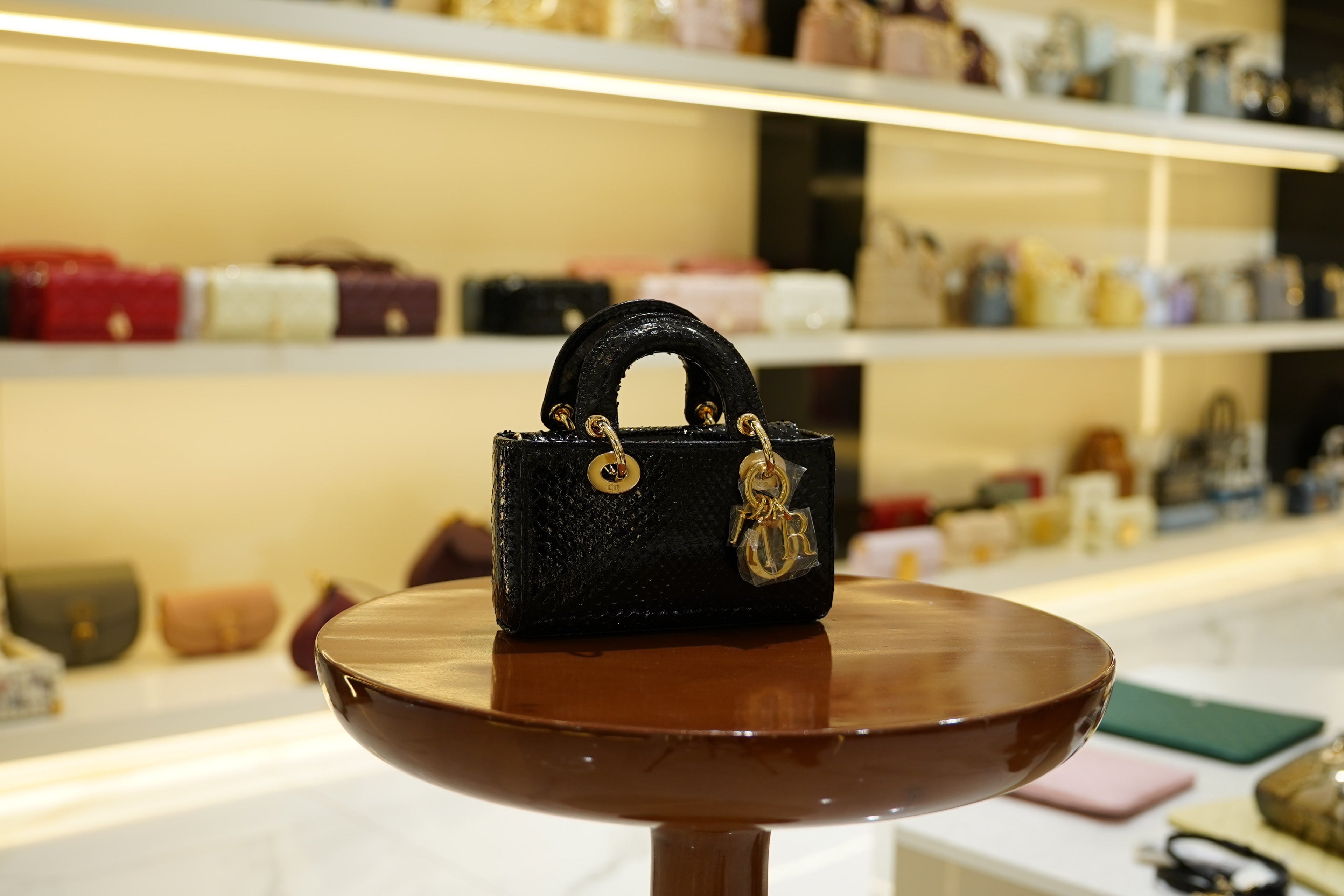 Dior | Sac D-Joy – Cuir – Noir – Quincaillerie dorée