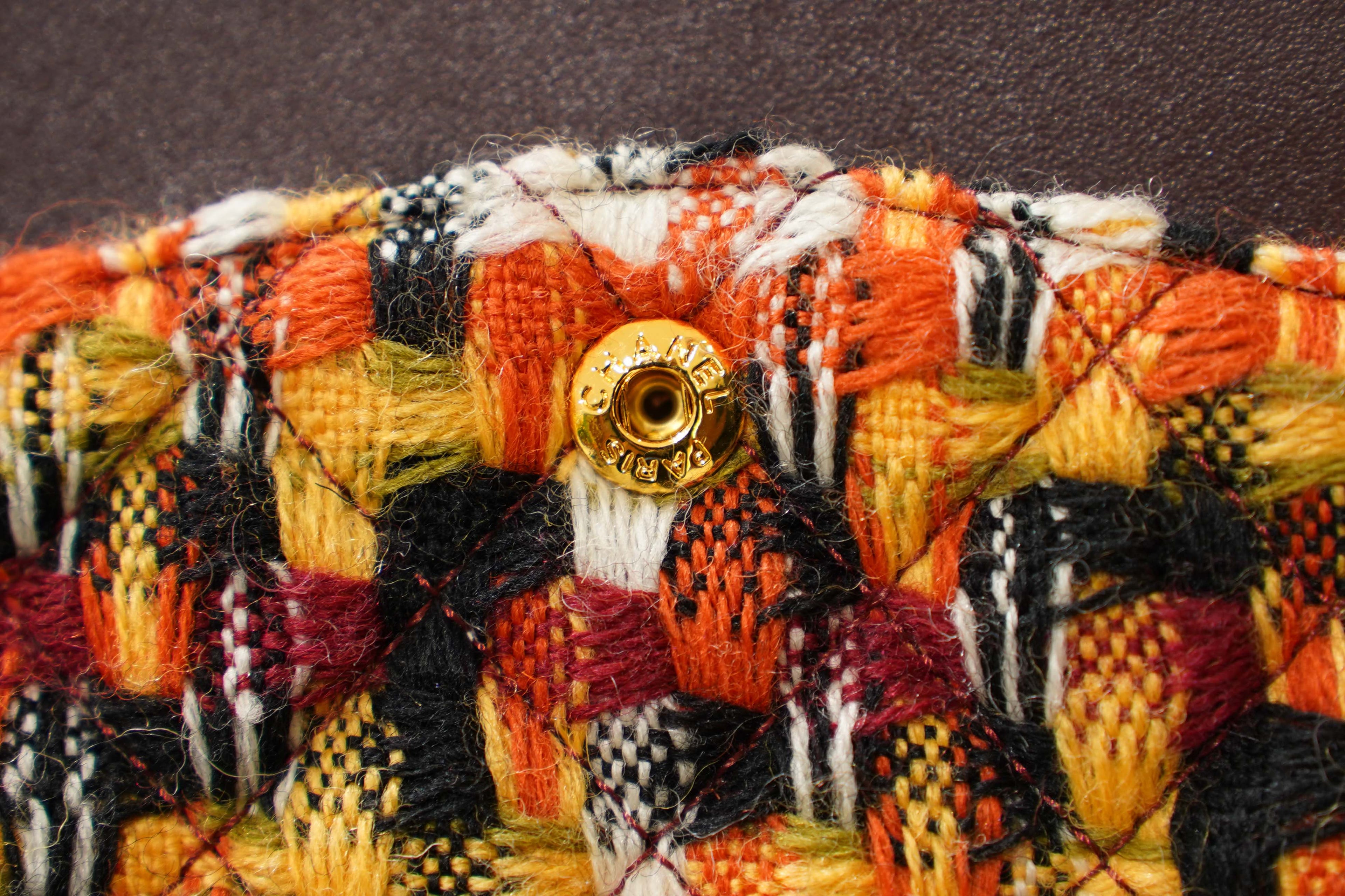 Chanel | Classic Flap Bag – Medium – Tweed – Multicolor – Gold Hardware