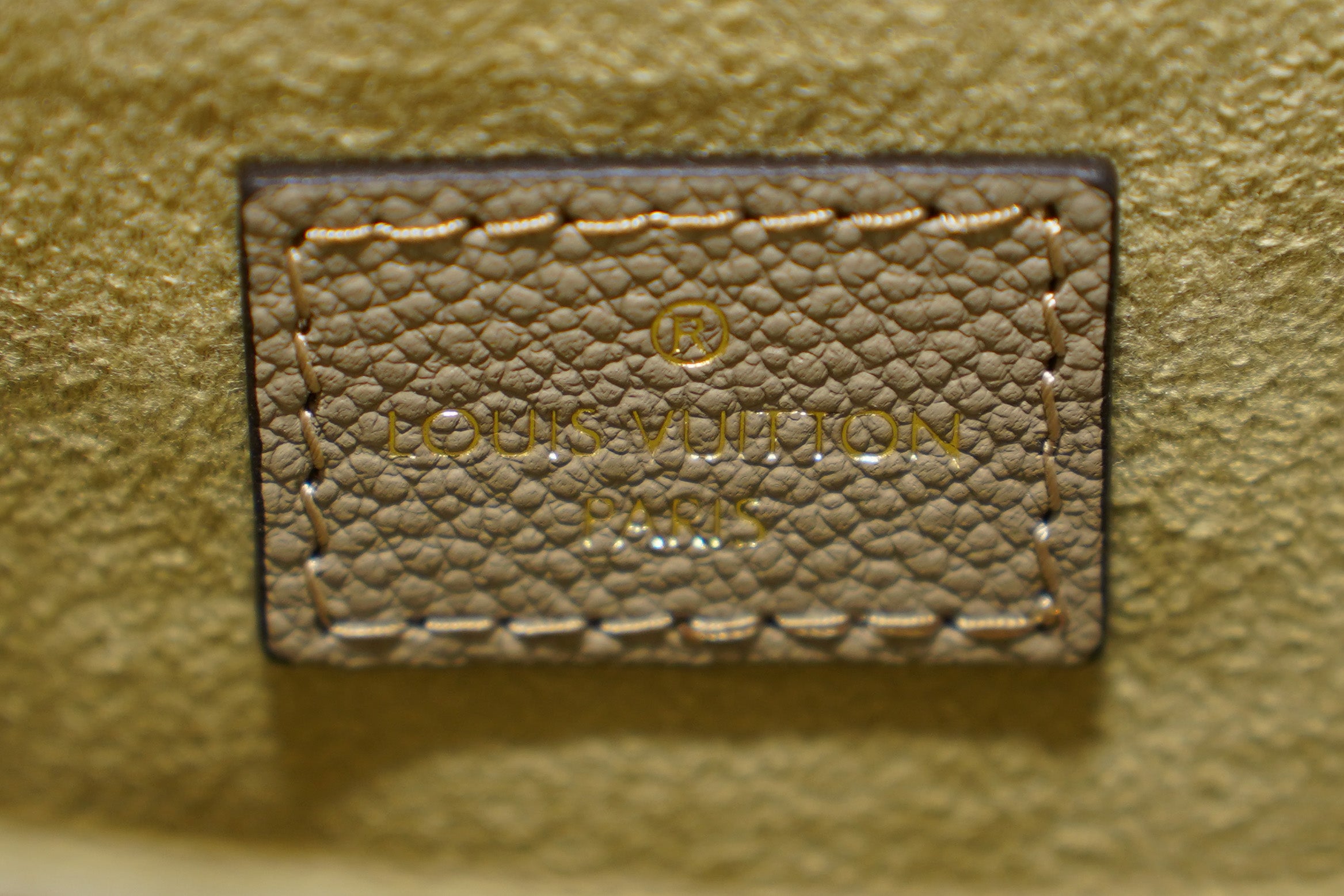 Louis Vuitton | Pochette Metis – Monogram Empreinte – Khaki – Gold Hardware