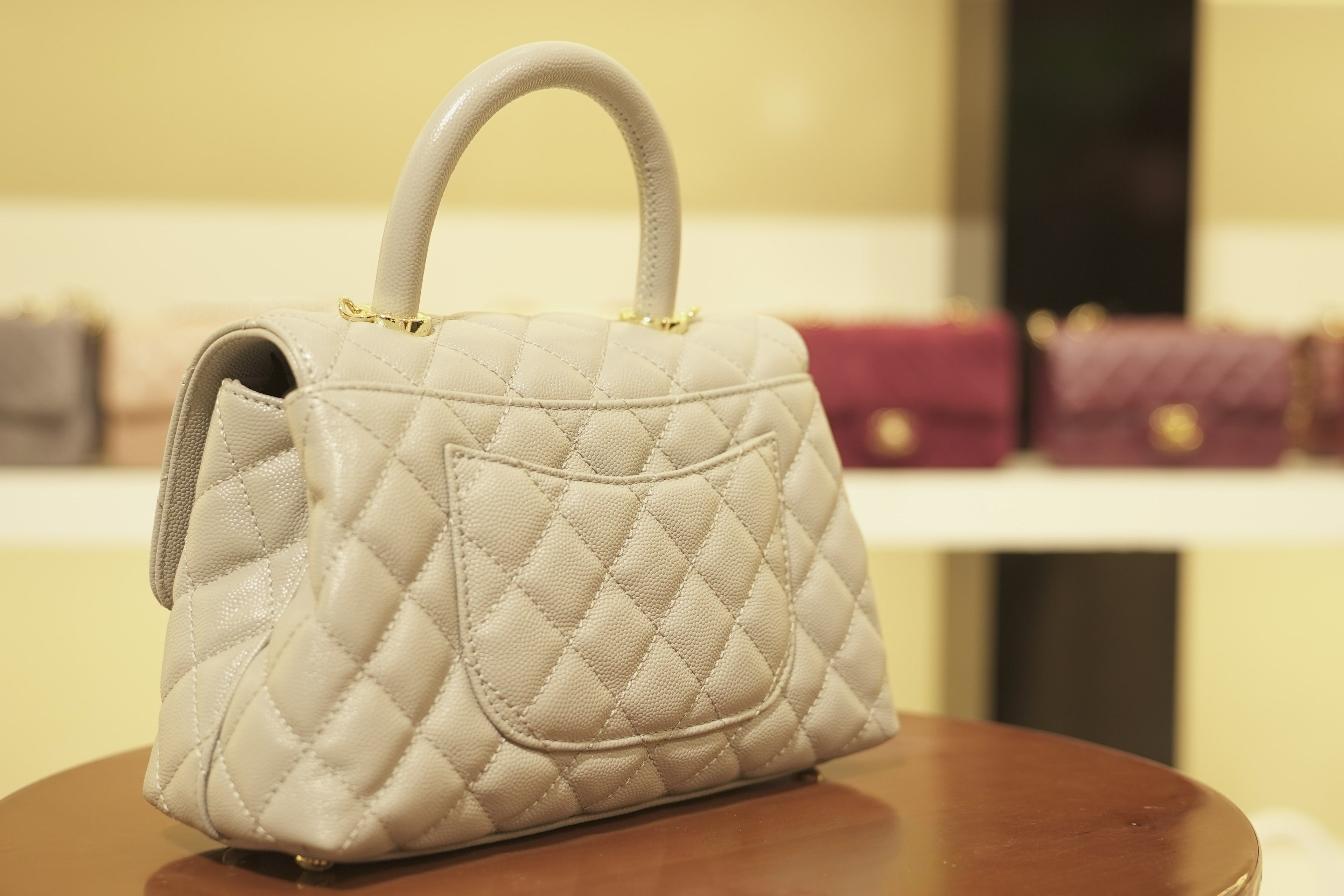 Chanel | Coco Mini – Lambskin – Grey – Gold Hardware