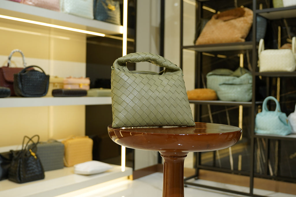 Bottega Veneta | Mini Jodie – Leather – Verde Oliva – Gold Hardware