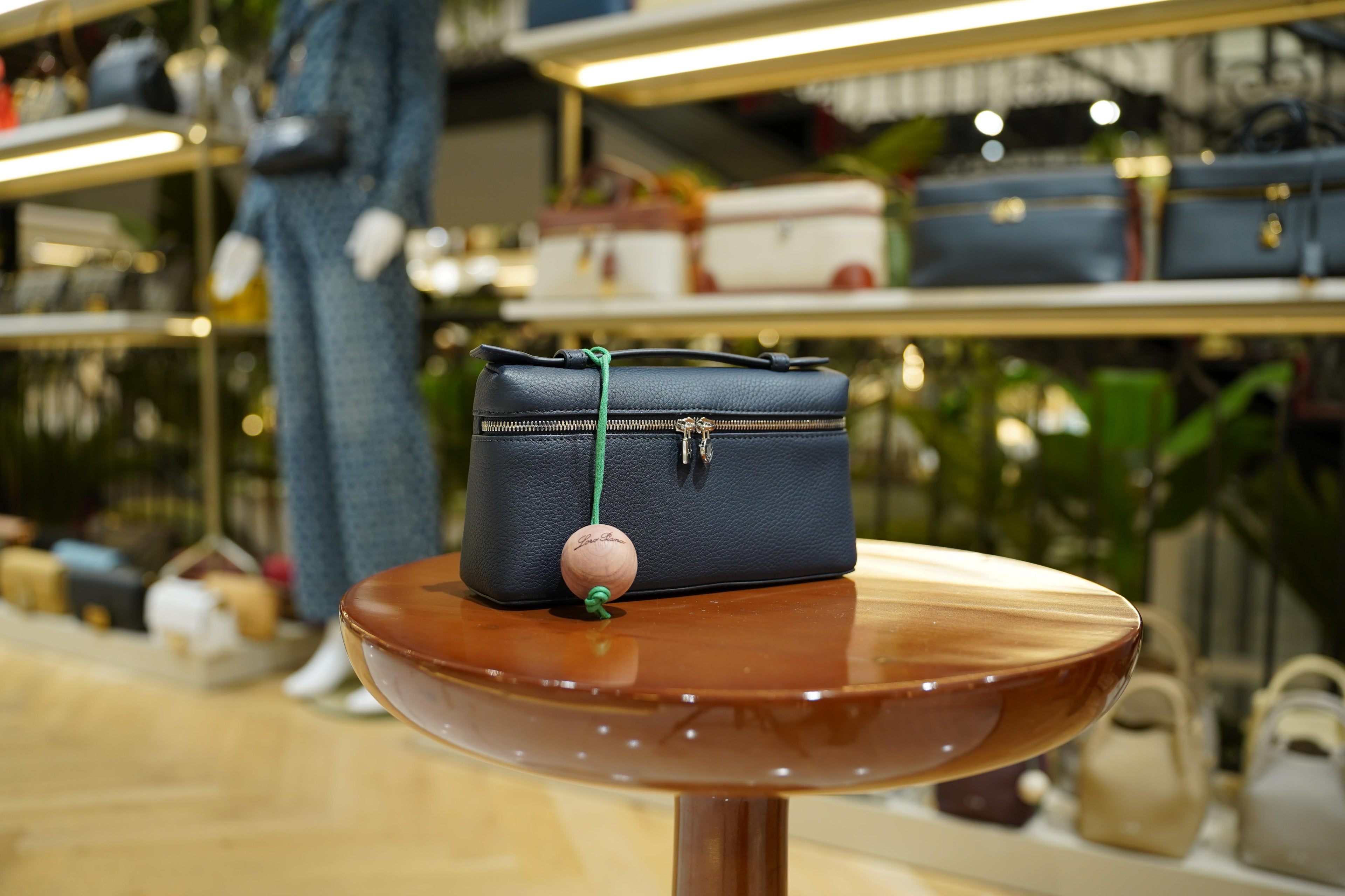 Loro Piana | Extra-Pocket-L19 – Leather – Blue – Silver Hardware