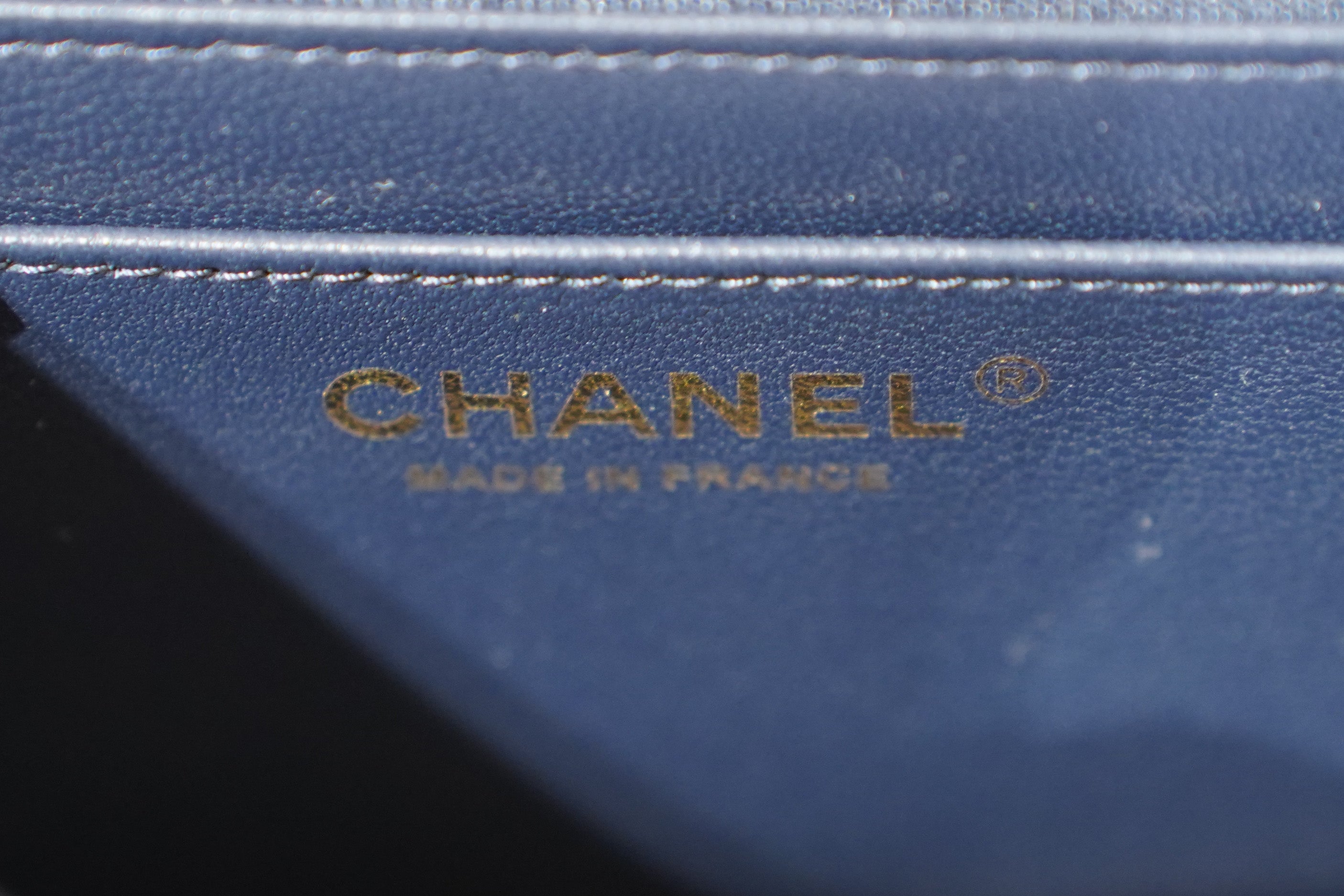 Chanel | Square Mini Flap Bag – Lambskin – Navy – Gold Hardware