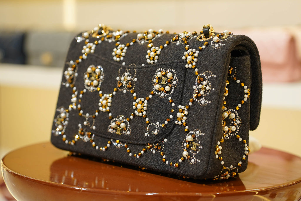 Chanel | Classic Flap Bag – Medium – Wool – Black – Gold Hardware