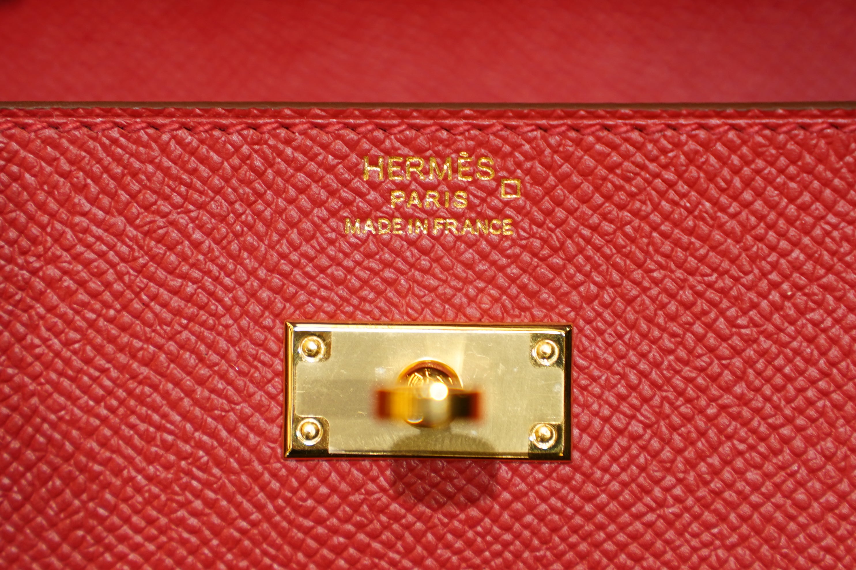 Hermes | Kelly To Go Wallet – Epsom – Red – Gold Hardware