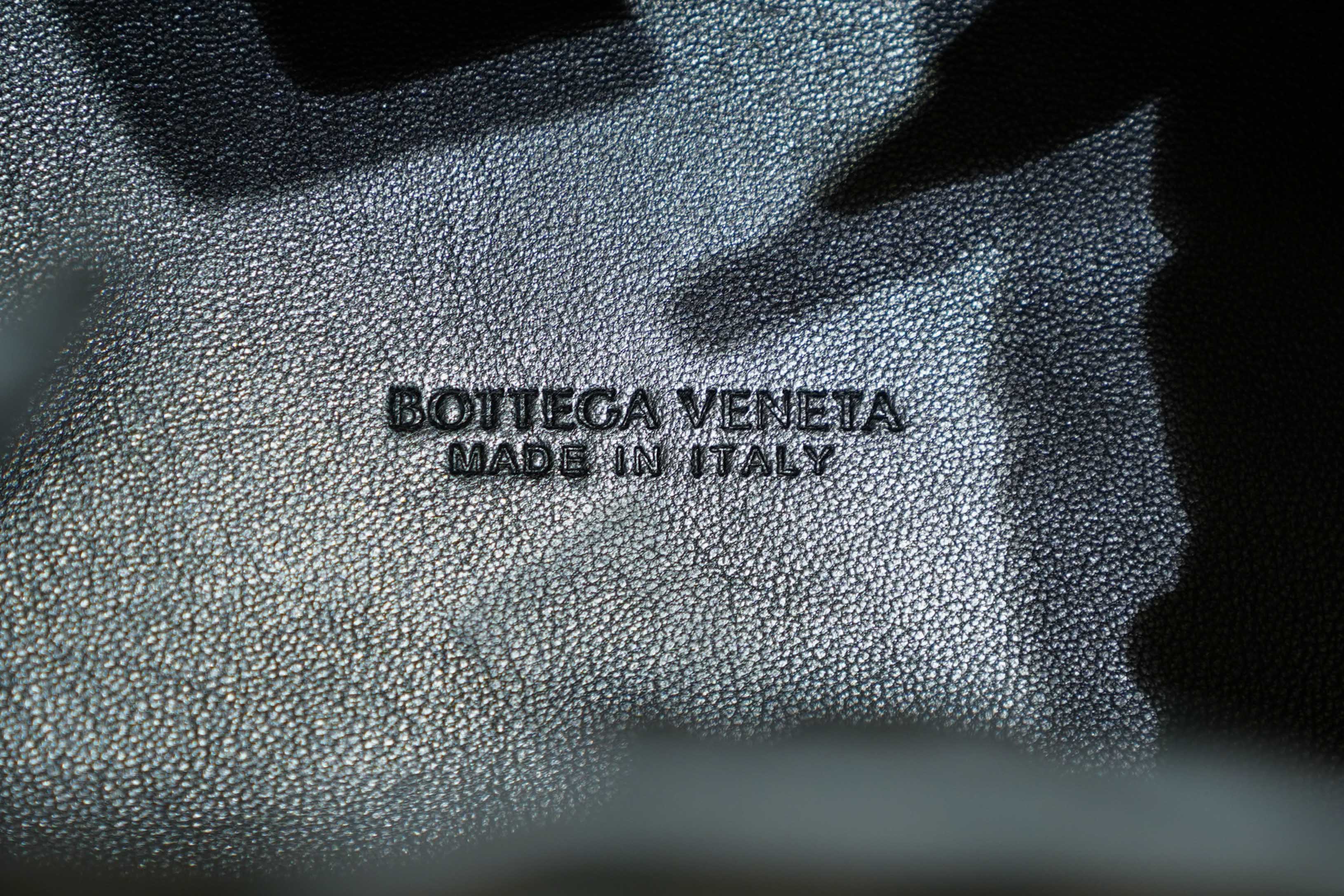 Bottega Veneta | Parachute – Leather – Black – Gold Hardware