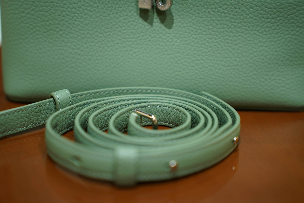 Loro Piana | Extra-Pocket-L19 – Leather – Mint Green – Silver Hardware