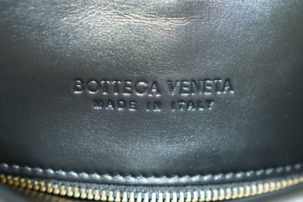 Bottega Veneta | Liberta – Leather – Black – Gold Hardware