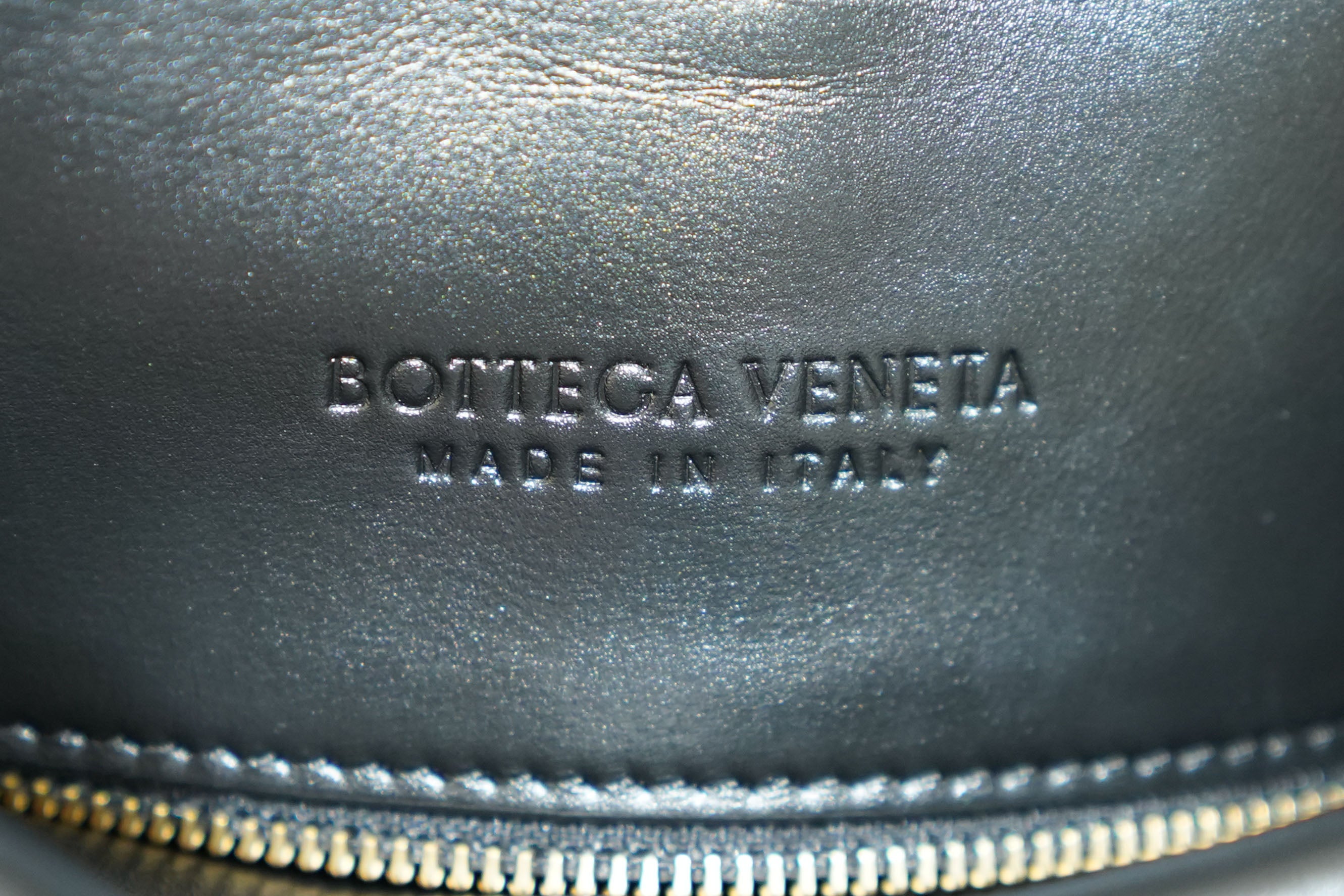 Bottega Veneta | Liberta – Leather – Black – Gold Hardware