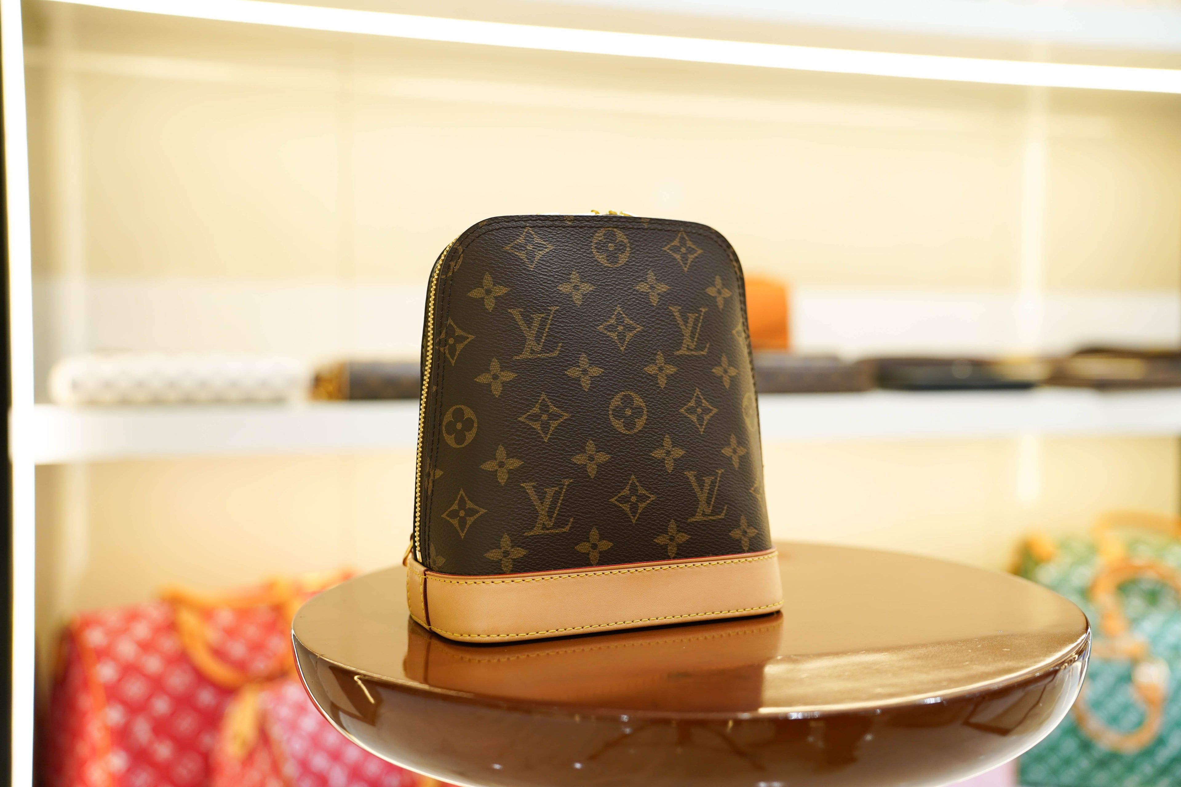 Louis Vuitton | Petite Mallette – Canvas – Brown – Gold Hardware