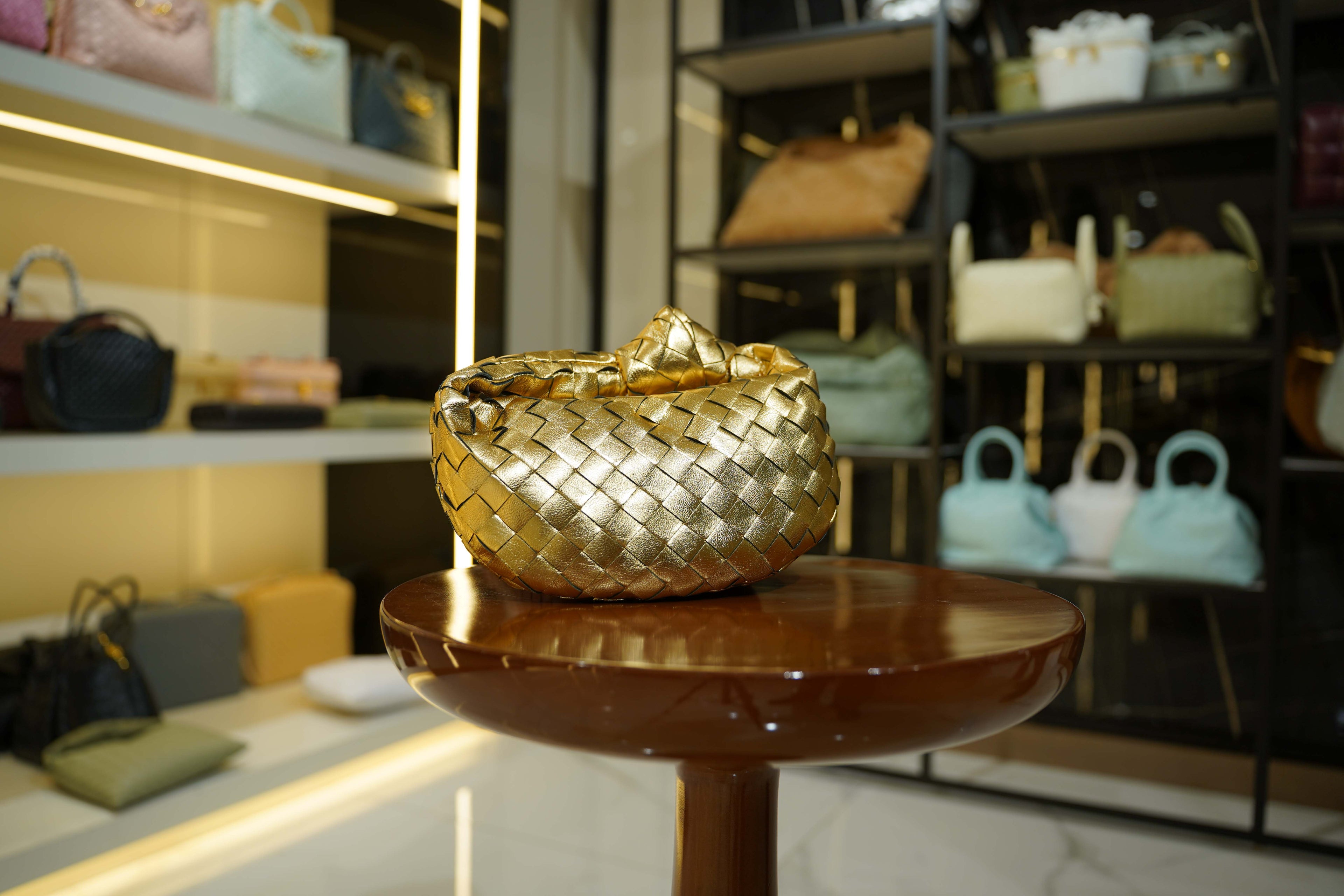 Bottega Veneta | Jodie – Leather – Gold – Gold Hardware