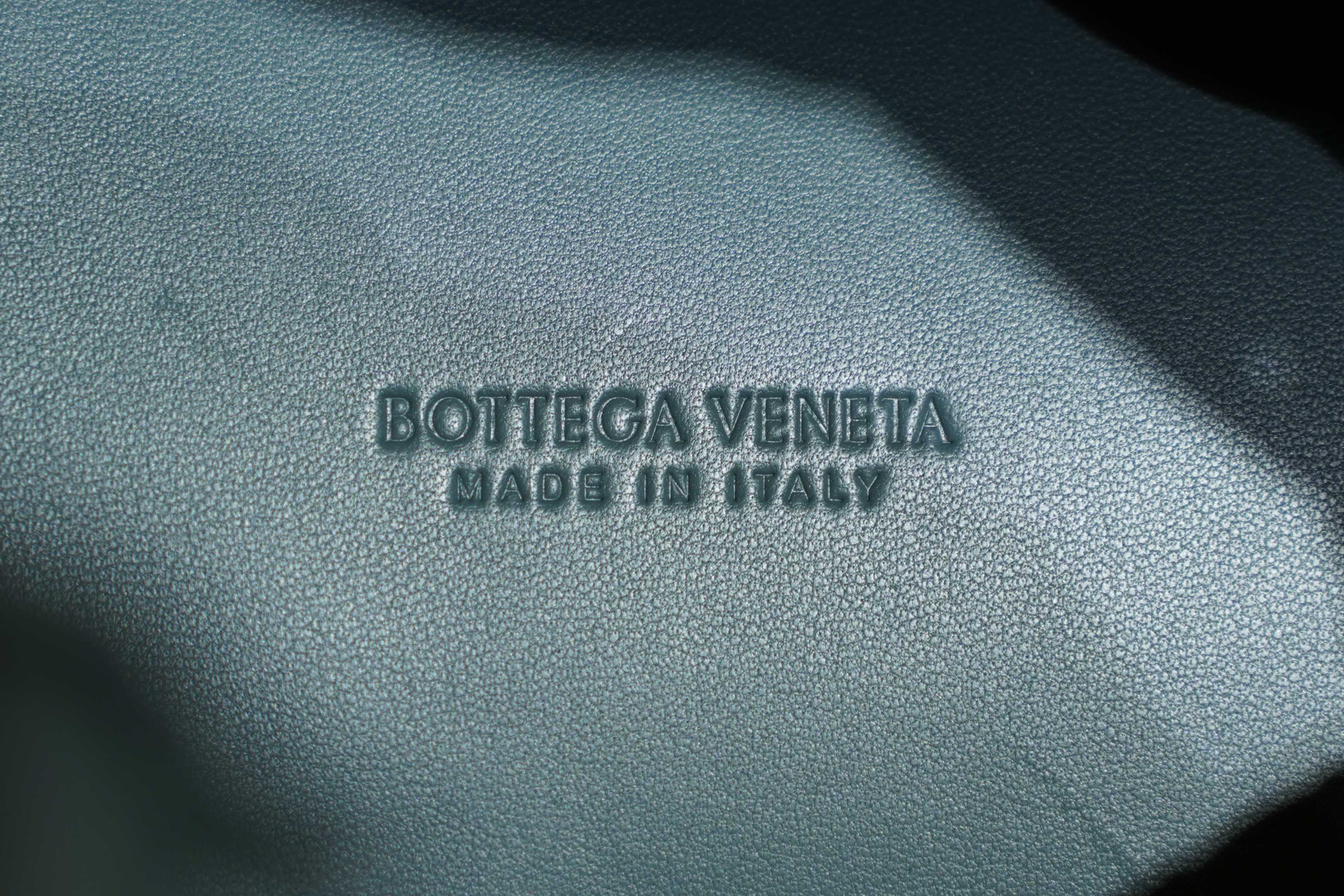 Bottega Veneta | Andiamo – Intrecciato – Verde Oliva – Gold Hardware