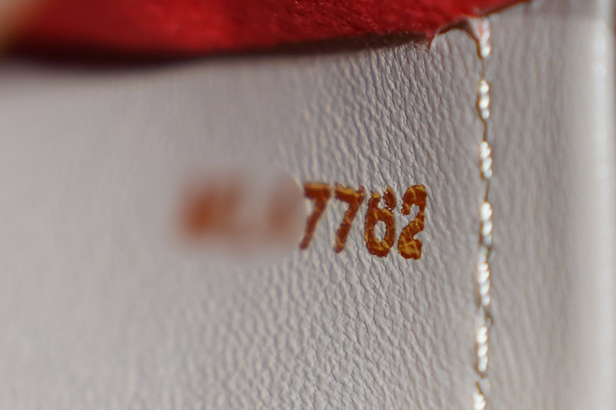 Louis Vuitton | Twist – Leather – Gris – Gold Hardware