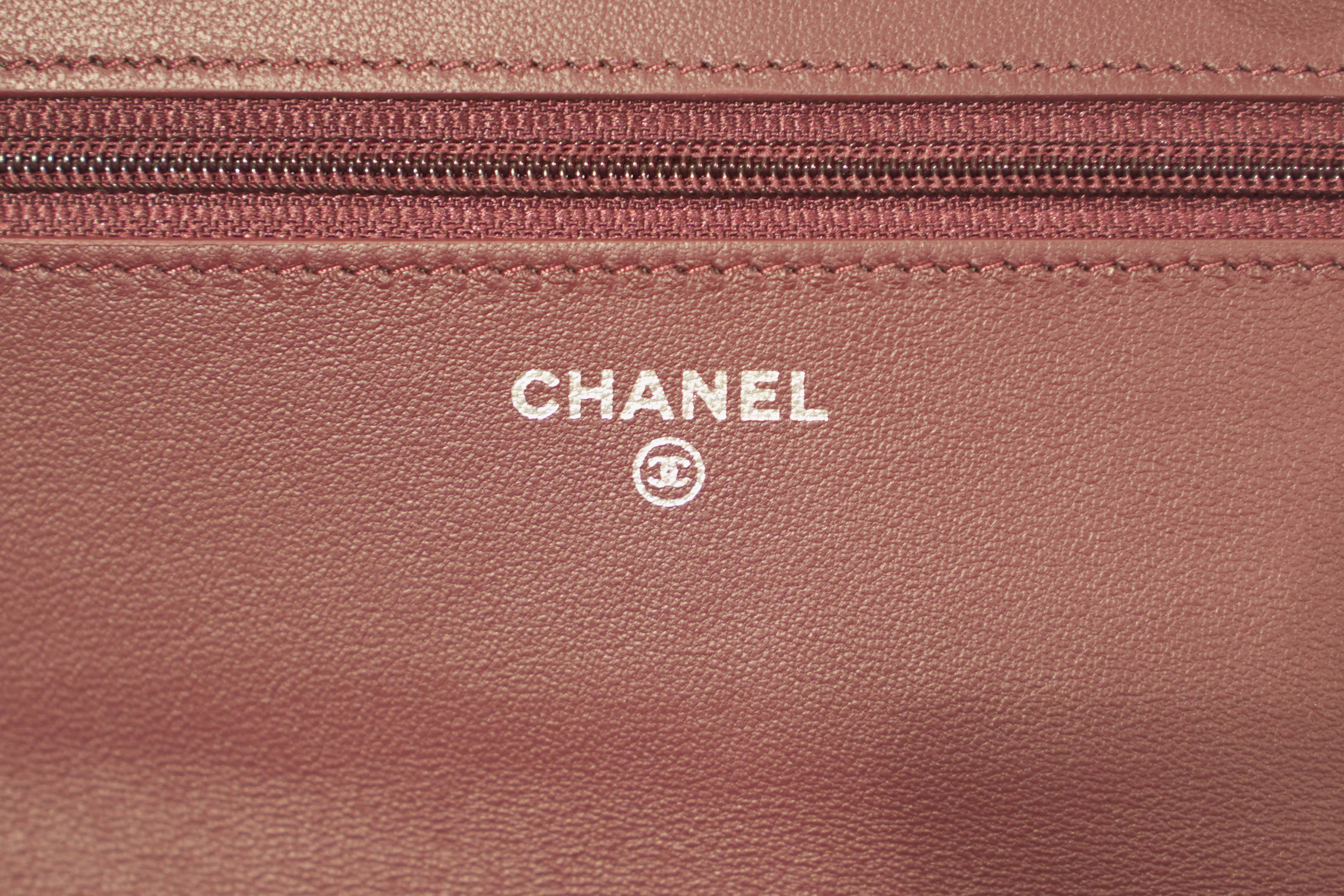 Chanel | Wallet on Chain – Lambskin – Burgundy – Silver Hardware
