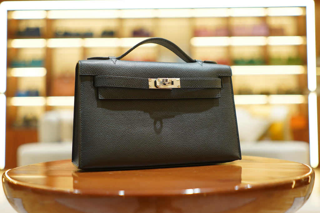 Hermès | Pochette Kelly – Togo – Noir – Quincaillerie dorée