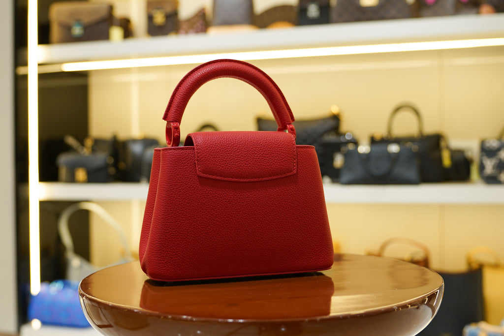 Louis Vuitton | Capucines Medium – Leather – Red – Gold Hardware