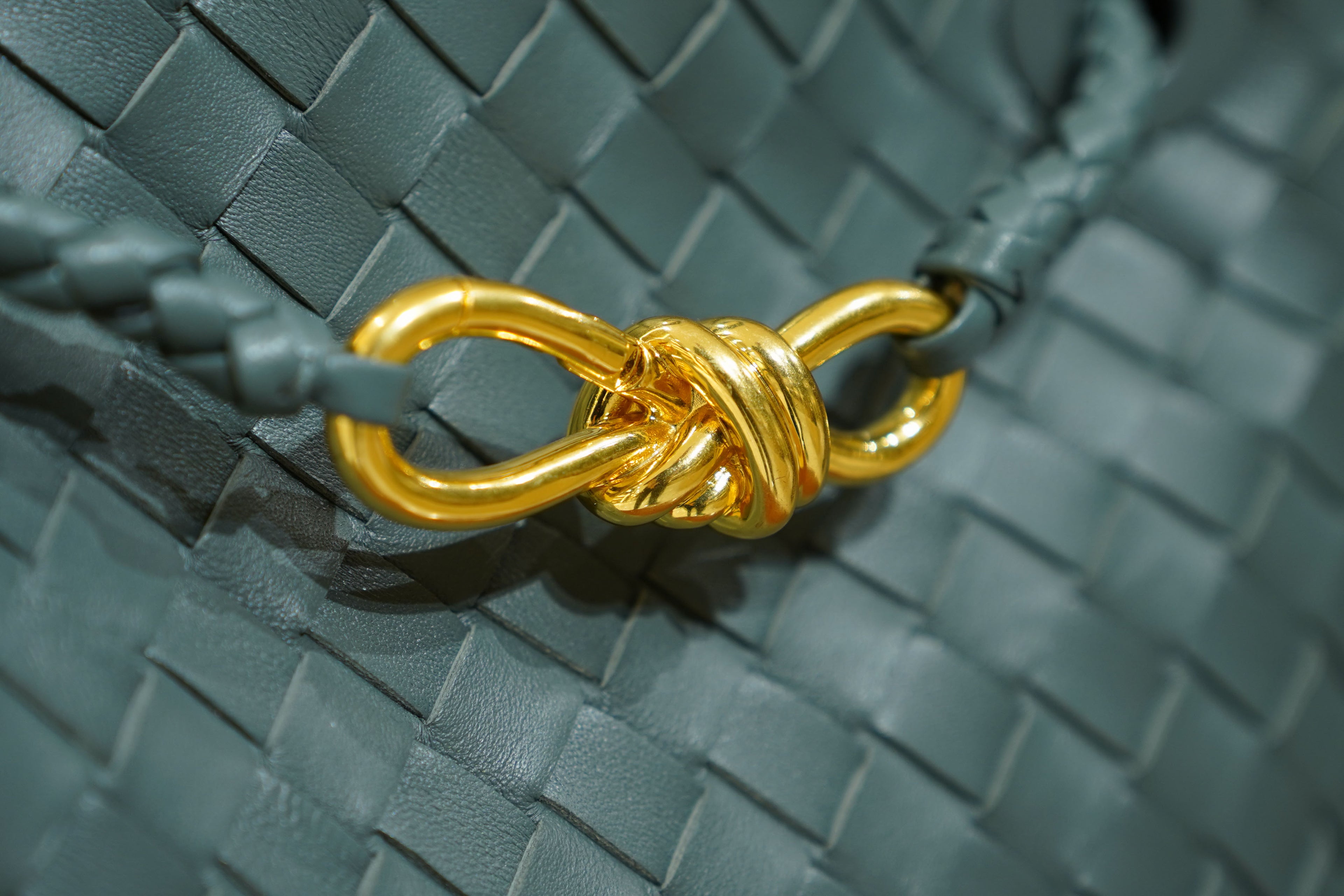 Bottega Veneta | Andiamo – Intrecciato – Verde Oliva – Gold Hardware