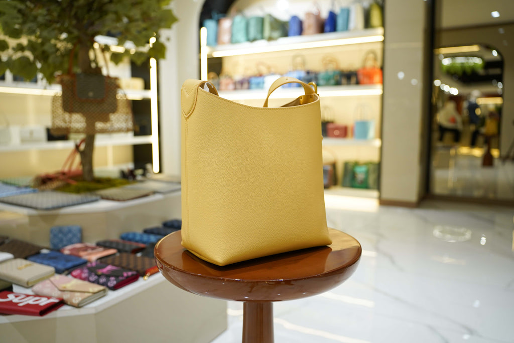 Louis Vuitton | Neverfull – Epi Leather – Jaune – Gold Hardware