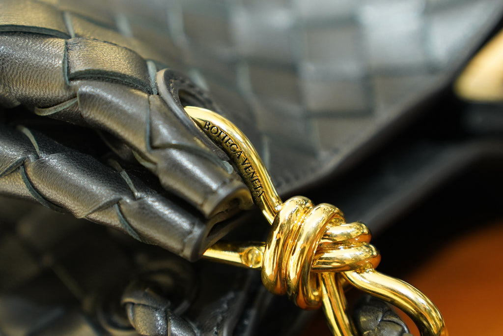 Bottega Veneta | Parachute – Leather – Black – Gold Hardware