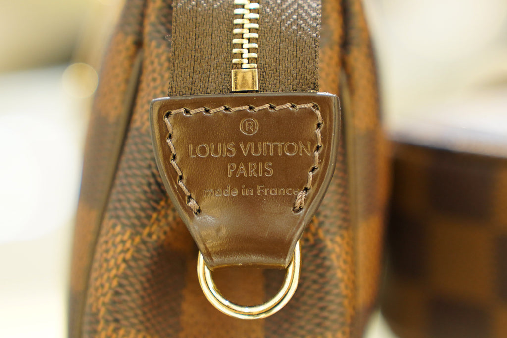 Louis Vuitton | Pochette Metis – Canvas – Damier Ebene – Gold Hardware