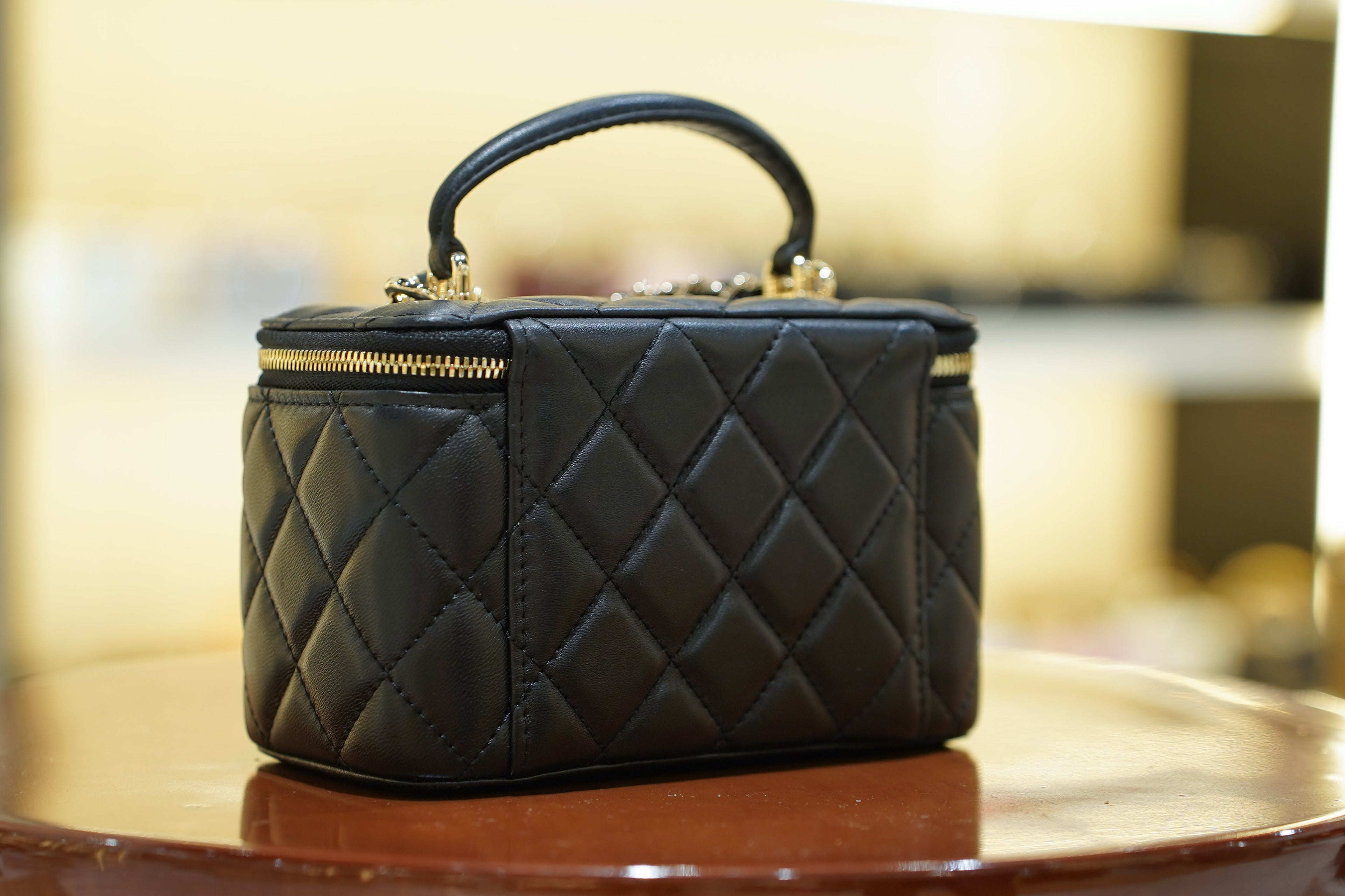 Chanel | Small Vanity – Lambskin – Black – Gold Hardware