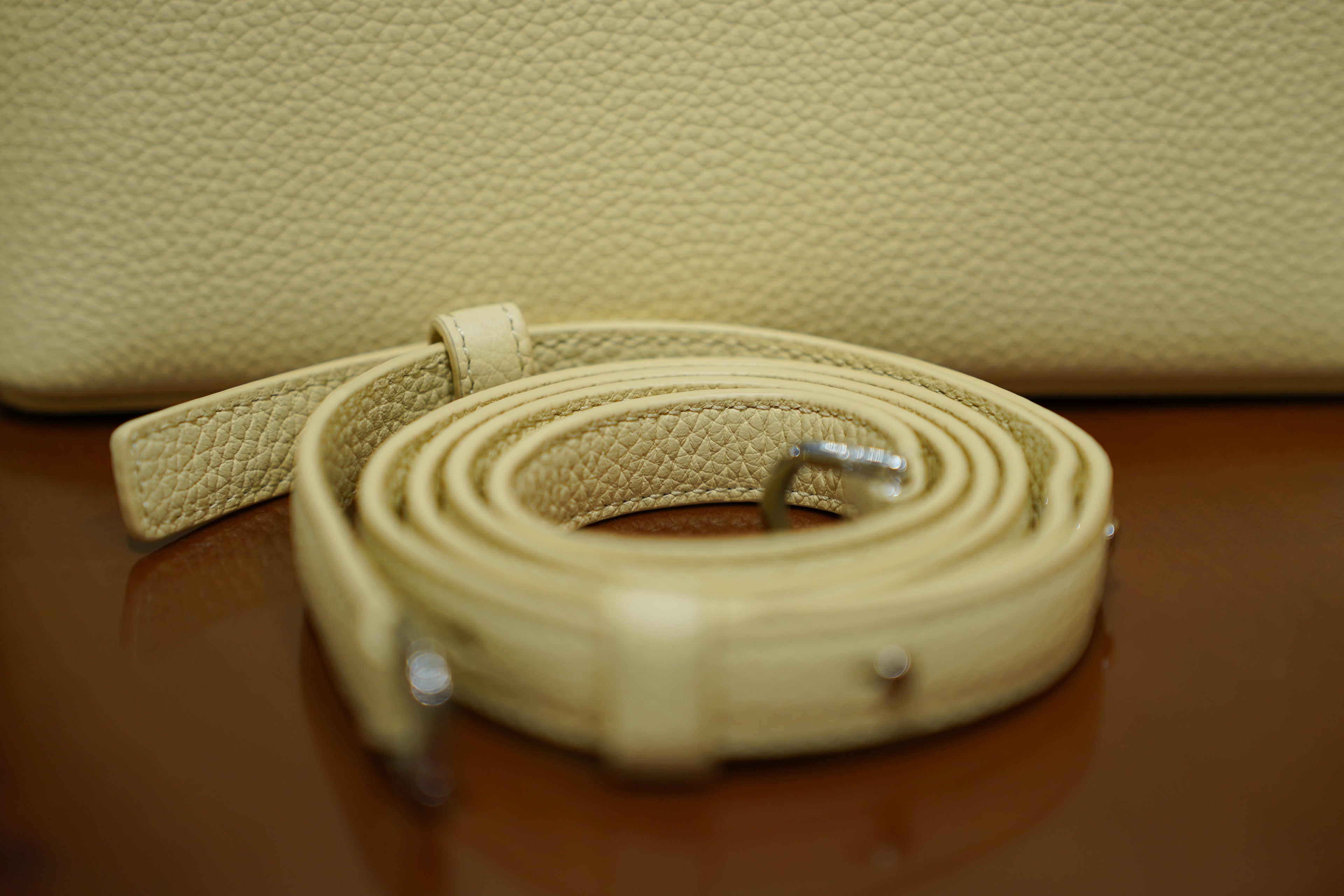 Loro Piana | Extra-Pocket-L19 – Leather – Yellow – Silver Hardware