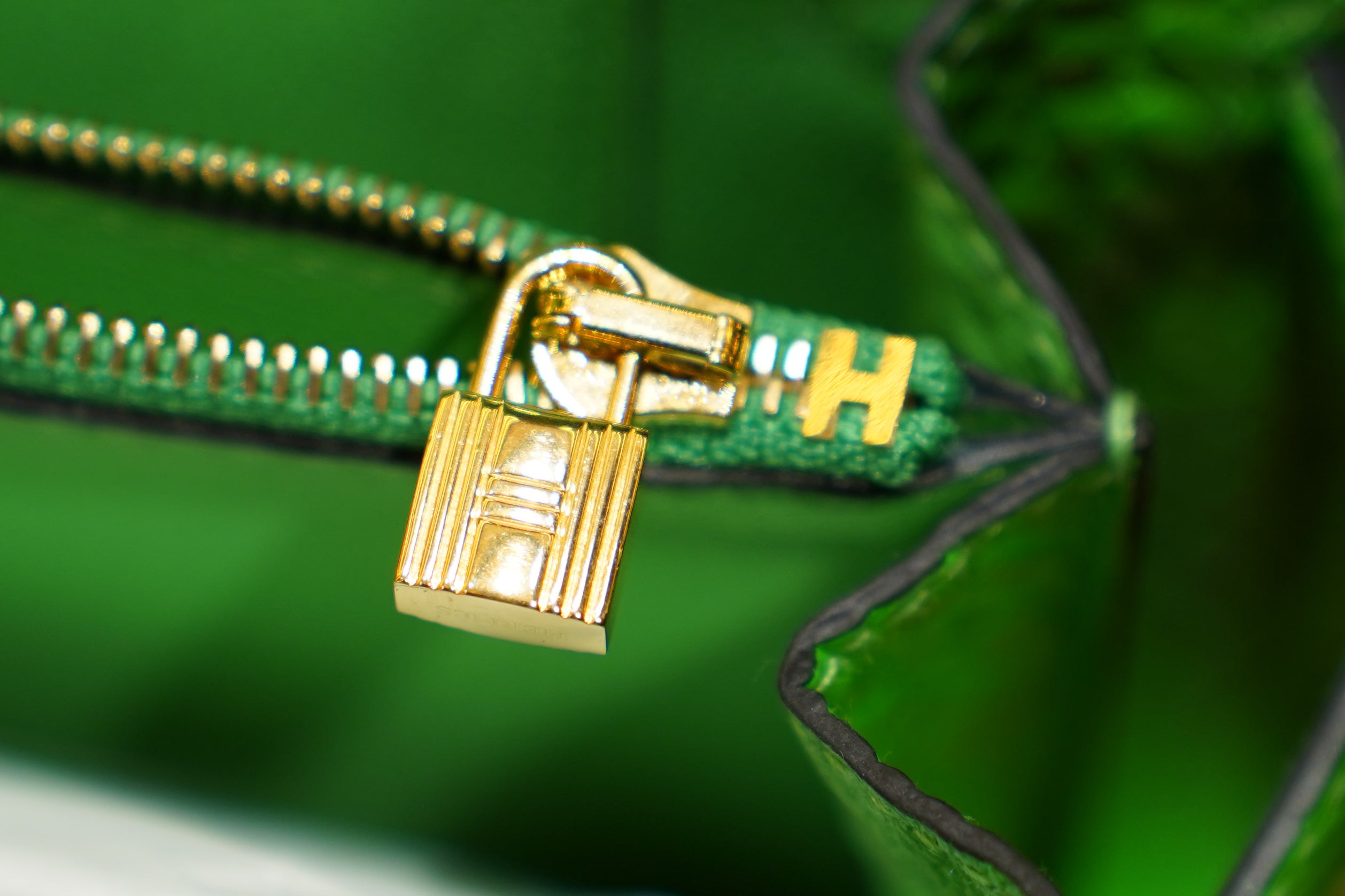 Hermes | Kelly To Go Wallet – Crocodile – Green – Gold Hardware