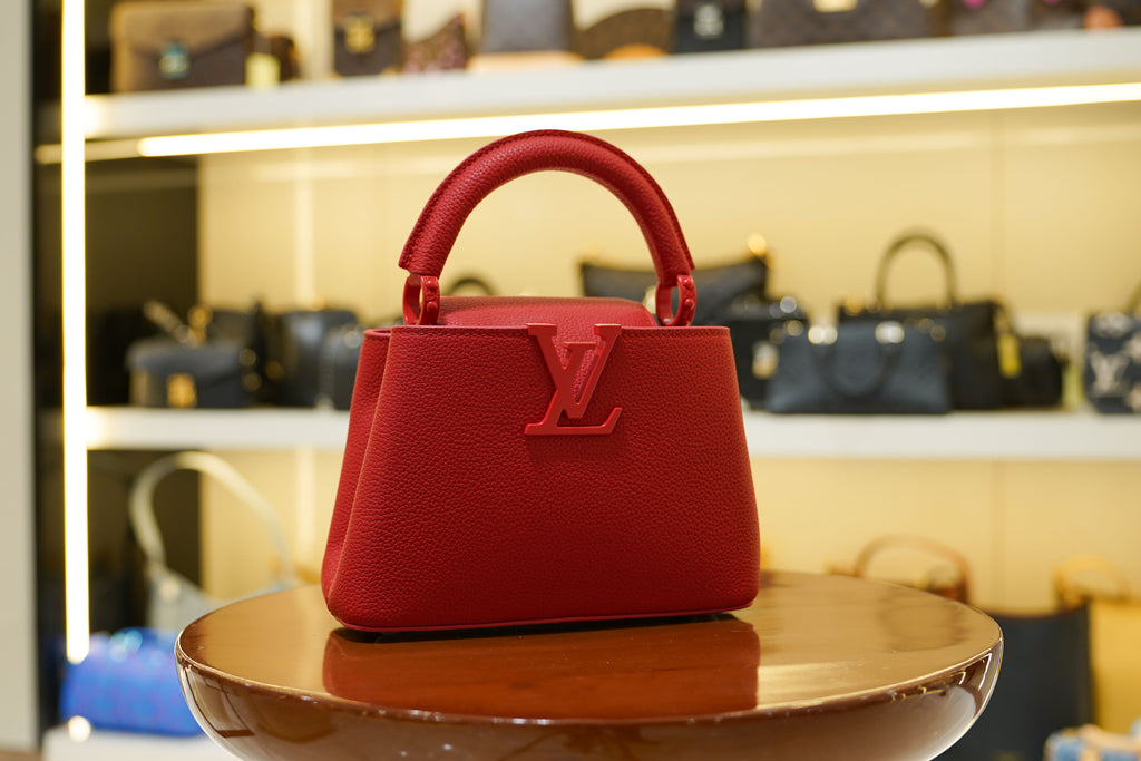 Louis Vuitton | Capucines Medium – Leather – Red – Gold Hardware