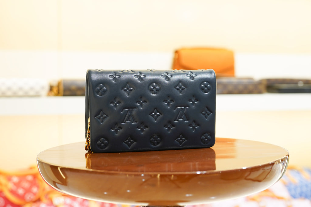 Louis Vuitton | Coussin-Mini – Leather – Noir – Gold Hardware