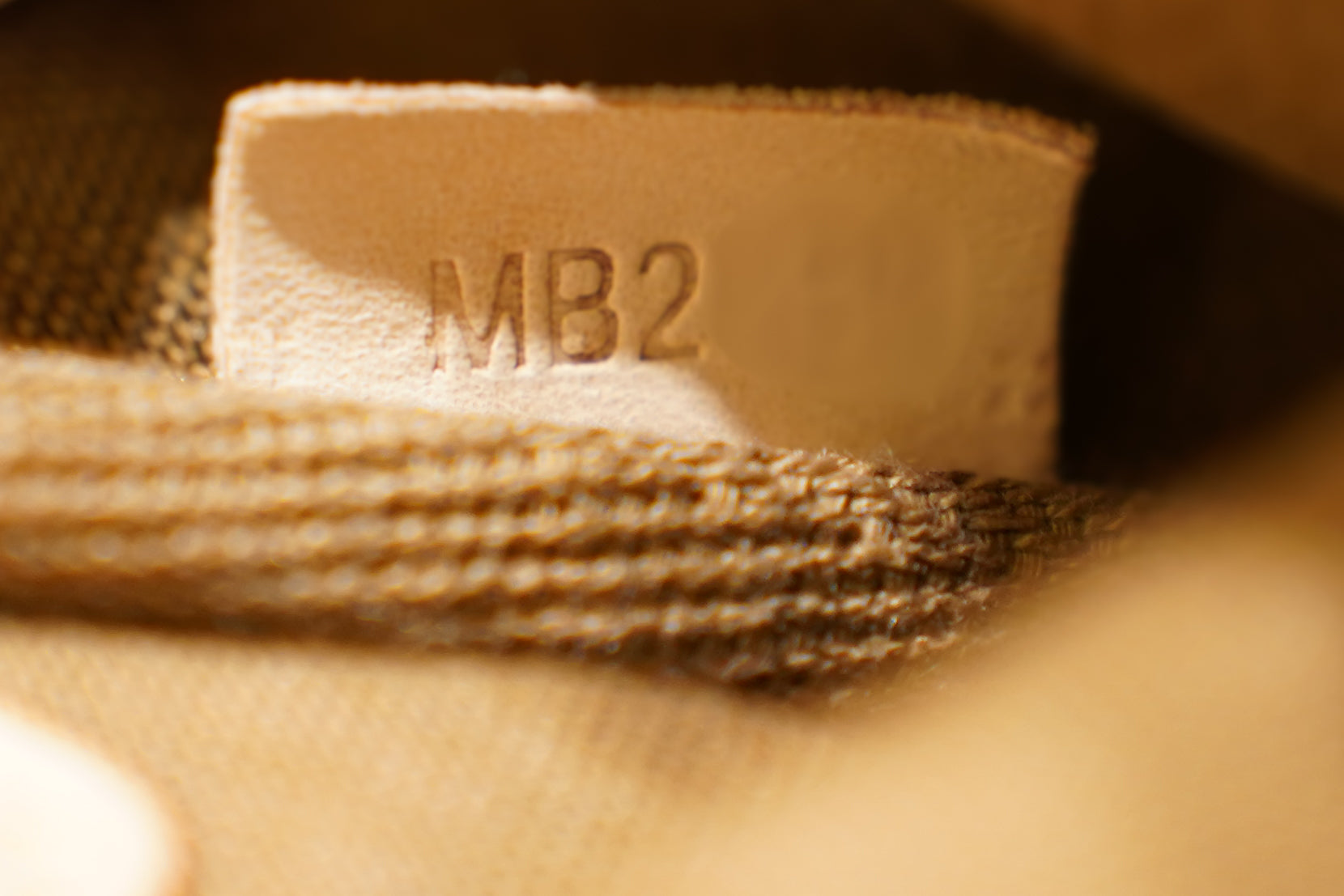 Louis Vuitton | Pochette Metis – Canvas – Brown – Gold Hardware