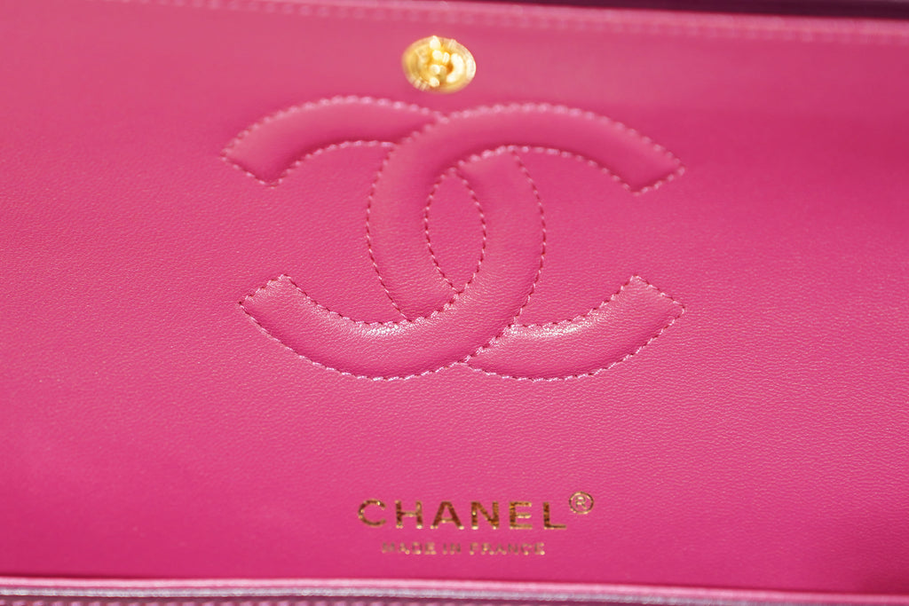 Chanel | Classic Flap Bag – Medium – Leather – Purple – Gold Hardware