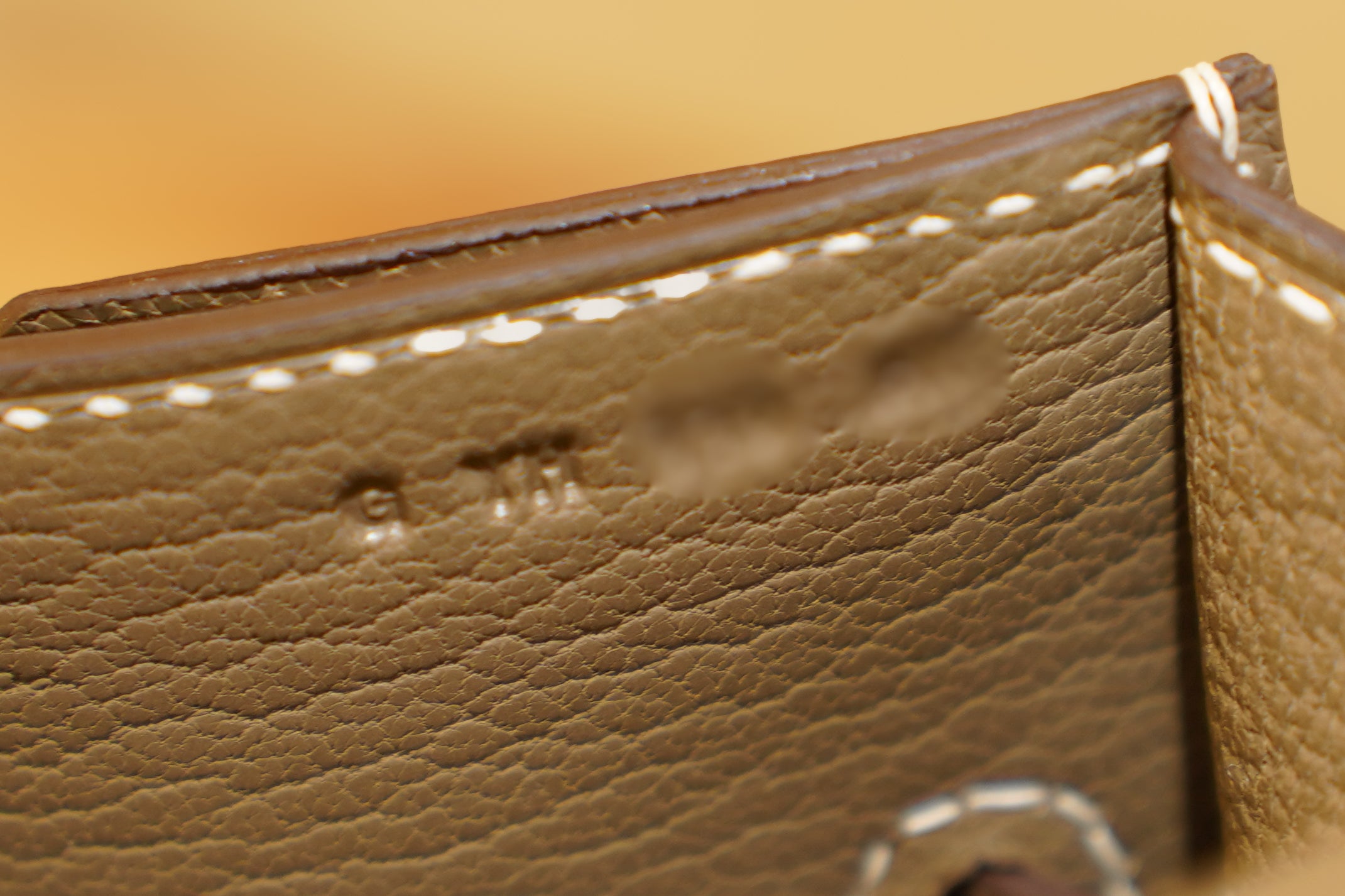 Hermes | Kelly Depeches 25 – Epsom – Beige – Gold Hardware