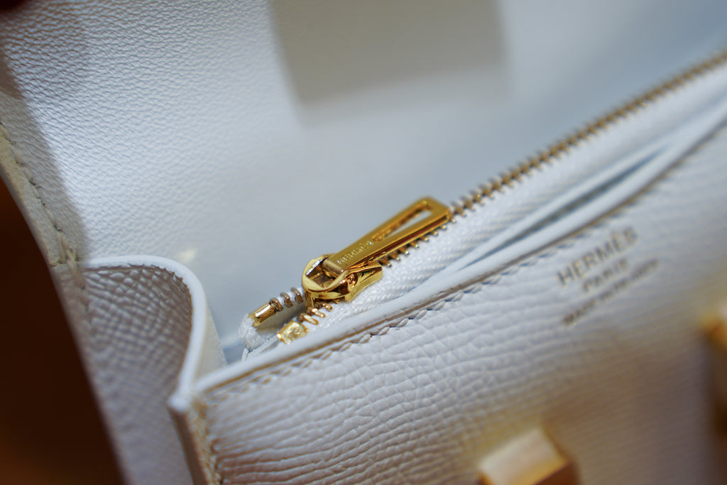 Hermes | Constance Slim Wallet – Epsom – White – Gold Hardware