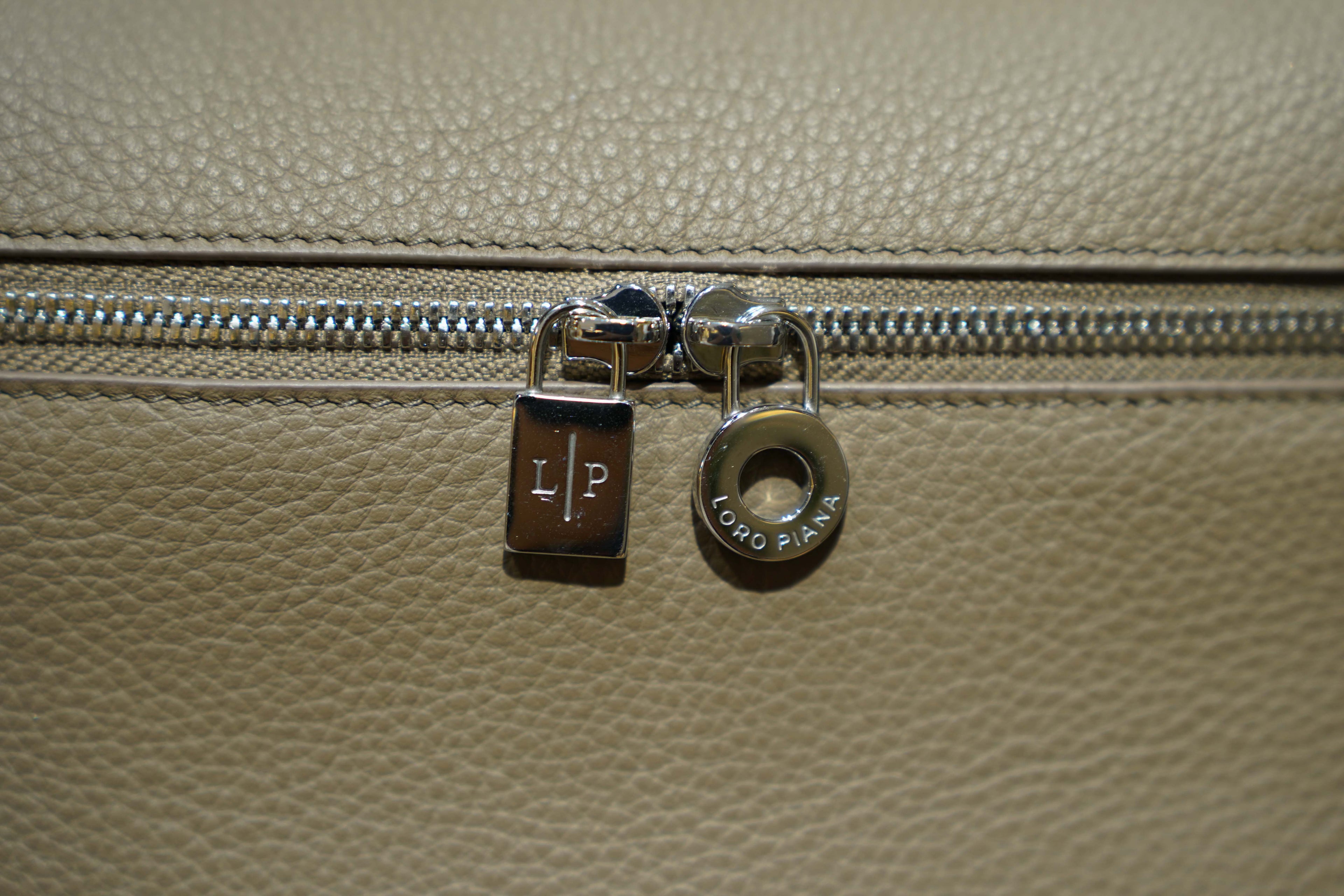 Loro Piana | Extra-Pocket-Backpack – Leather – Beige – Silver Hardware