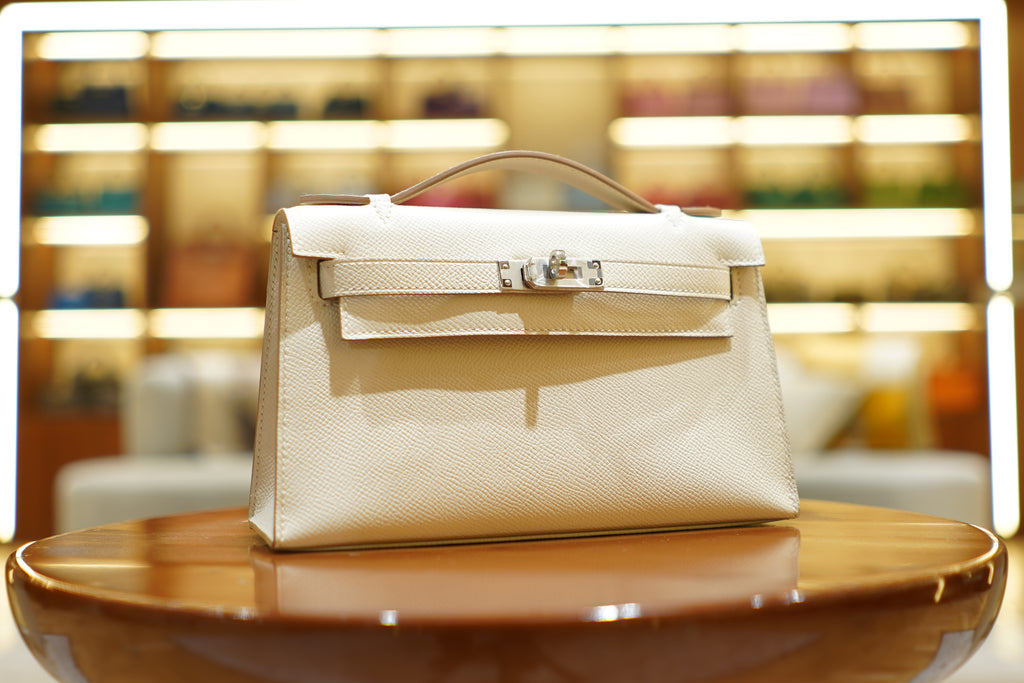 Hermes | Kelly Pochette – Epsom – Creme – Silberne Hardware