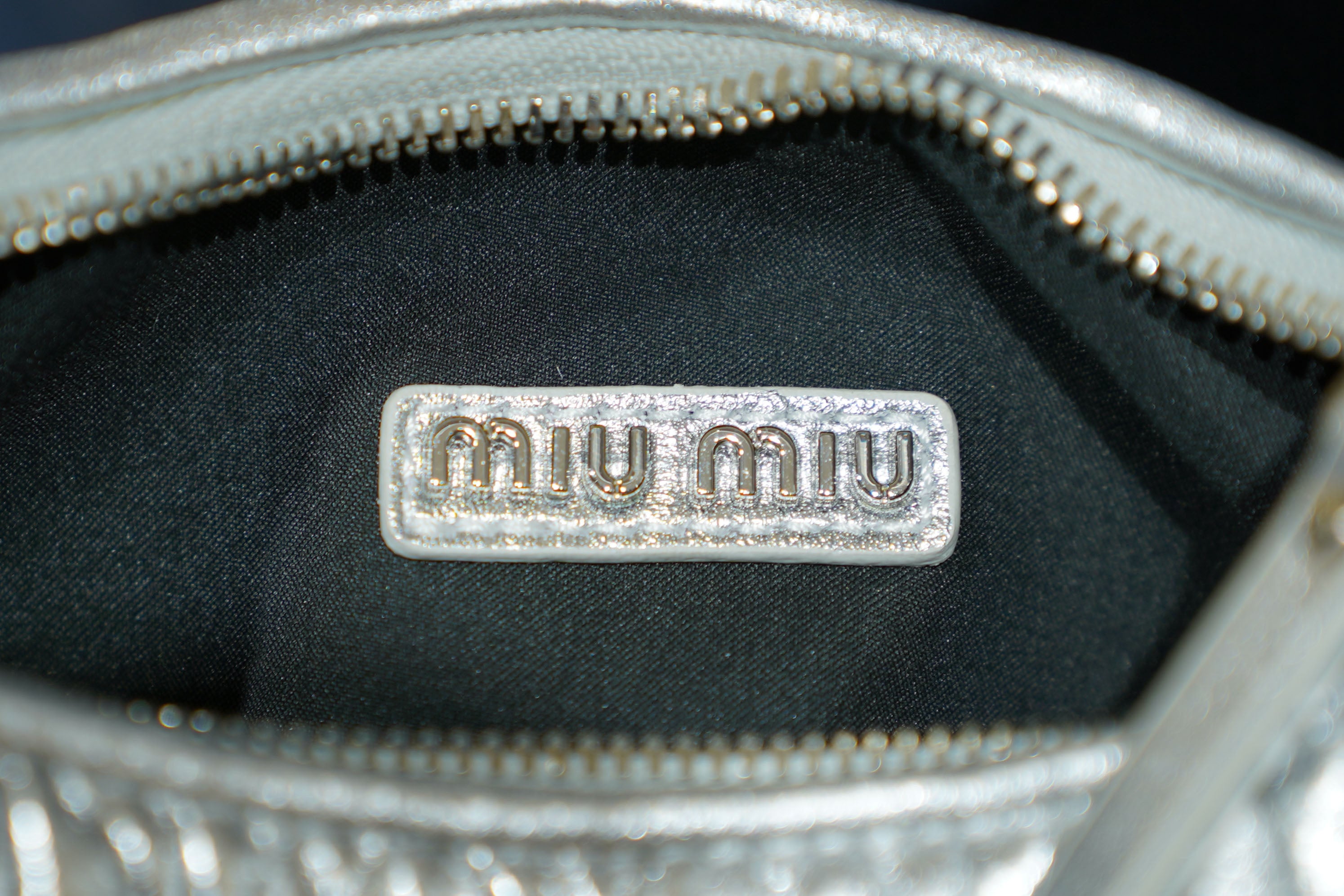 Miu Miu | Wander-Matelasse – Leather – Silver – Silver Hardware