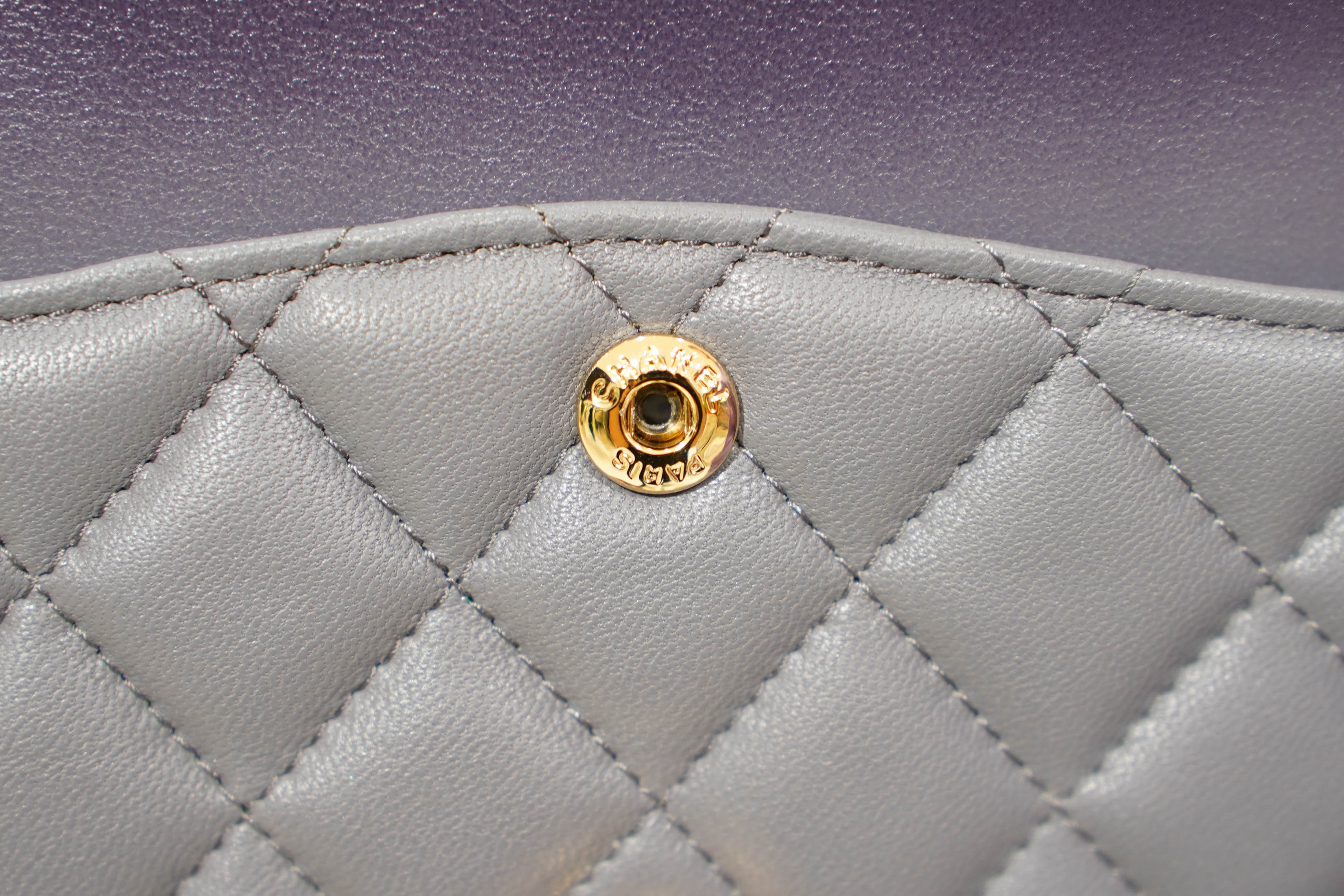 Chanel | Classic Flap Bag – Medium – Lambskin – Gray – Gold Hardware