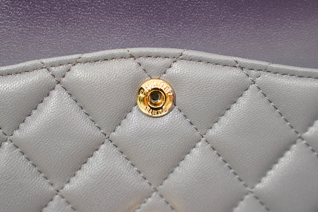 Chanel | Classic Flap Bag – Medium – Lambskin – Grey – Gold Hardware