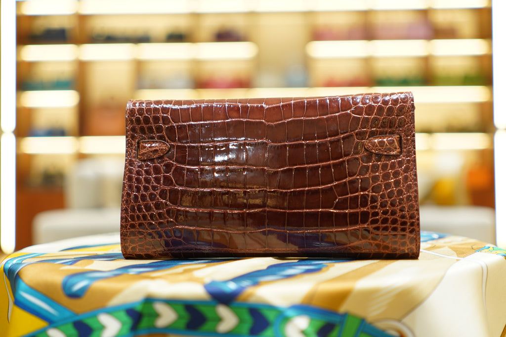 Hermes | Kelly To Go Wallet – Crocodile Leather – Brown – Gold Hardware