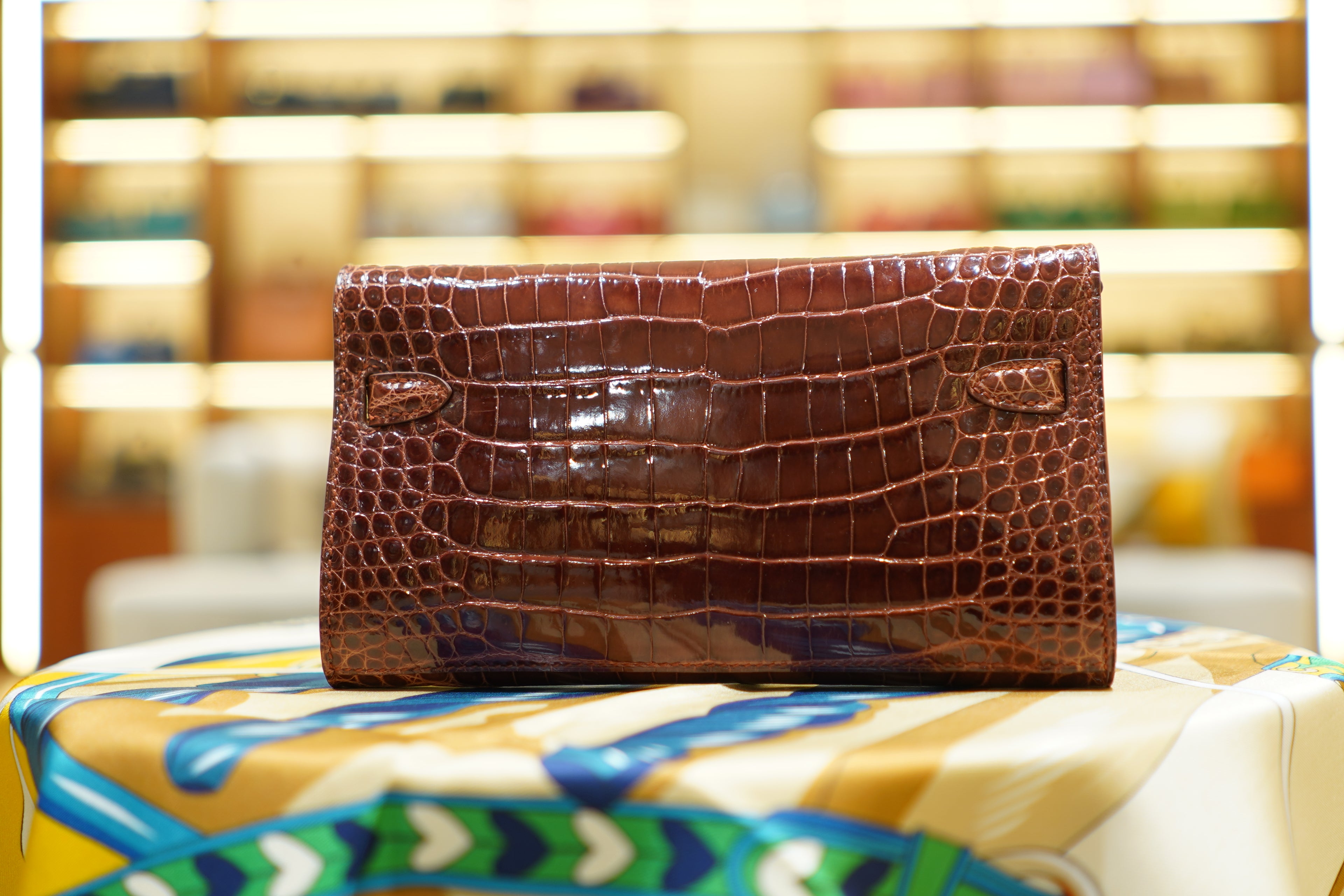 Hermes | Kelly To Go Wallet – Crocodile Leather – Brown – Gold Hardware