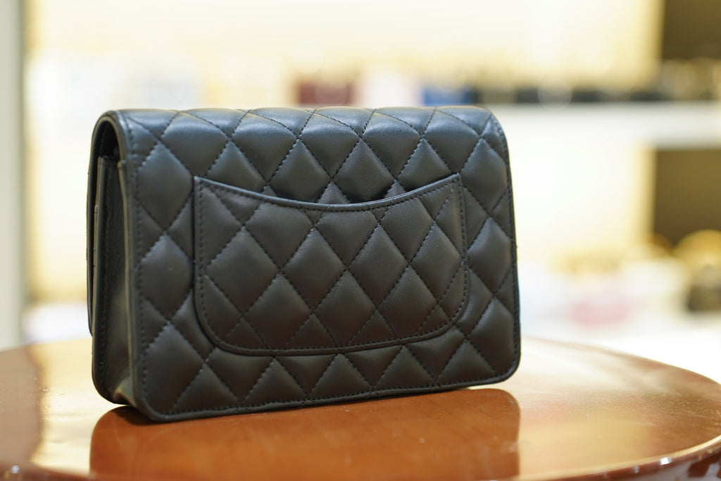 Chanel | Wallet on Chain – Lambskin – Black – Silver Hardware