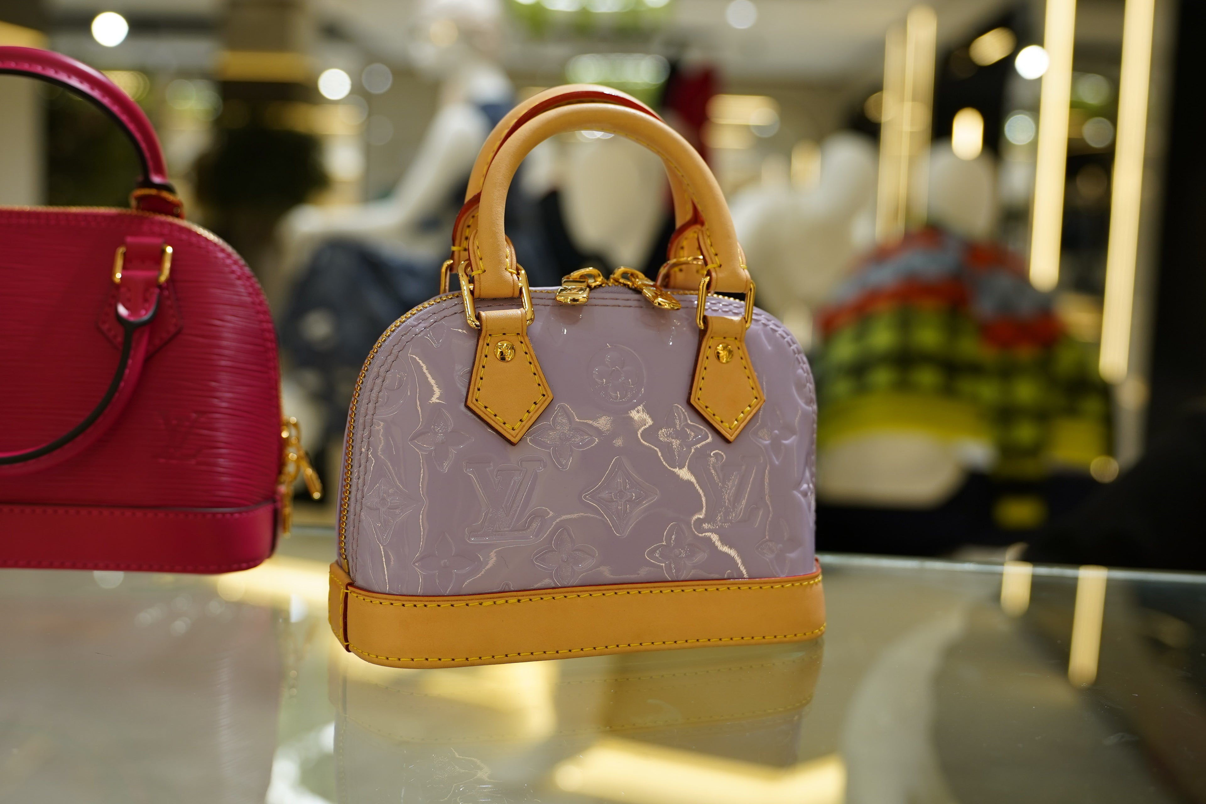 Louis Vuitton | Alma BB – Patent Leather – Lilac – Gold Hardware