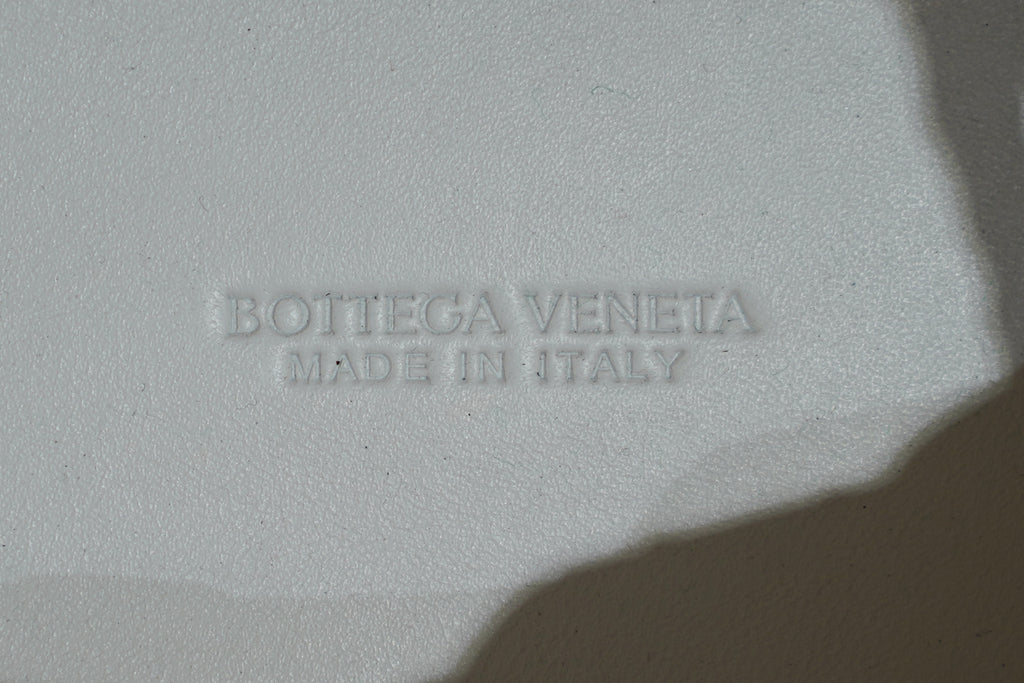 Bottega Veneta | Andiamo – Intrecciato – White – Gold Hardware
