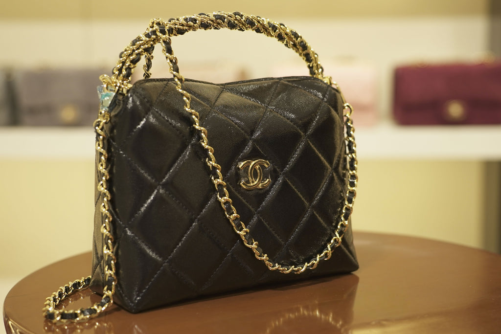 Chanel | 24B – Lambskin – Black – Gold Hardware