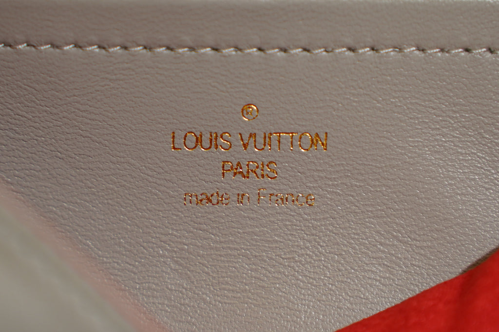 Louis Vuitton | Twist – Leather – Gris – Gold Hardware